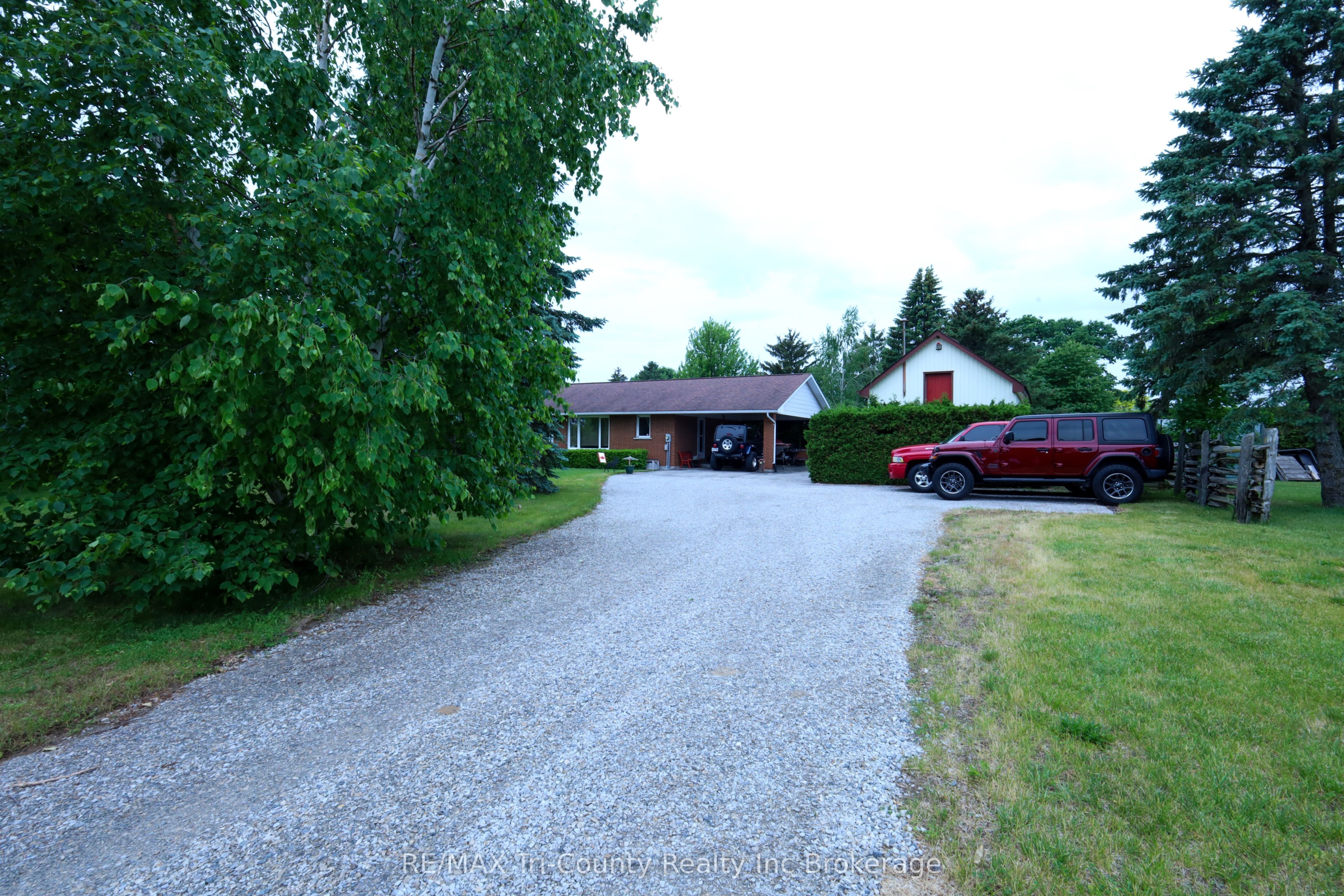 9113 Plank Road Property Photo 4