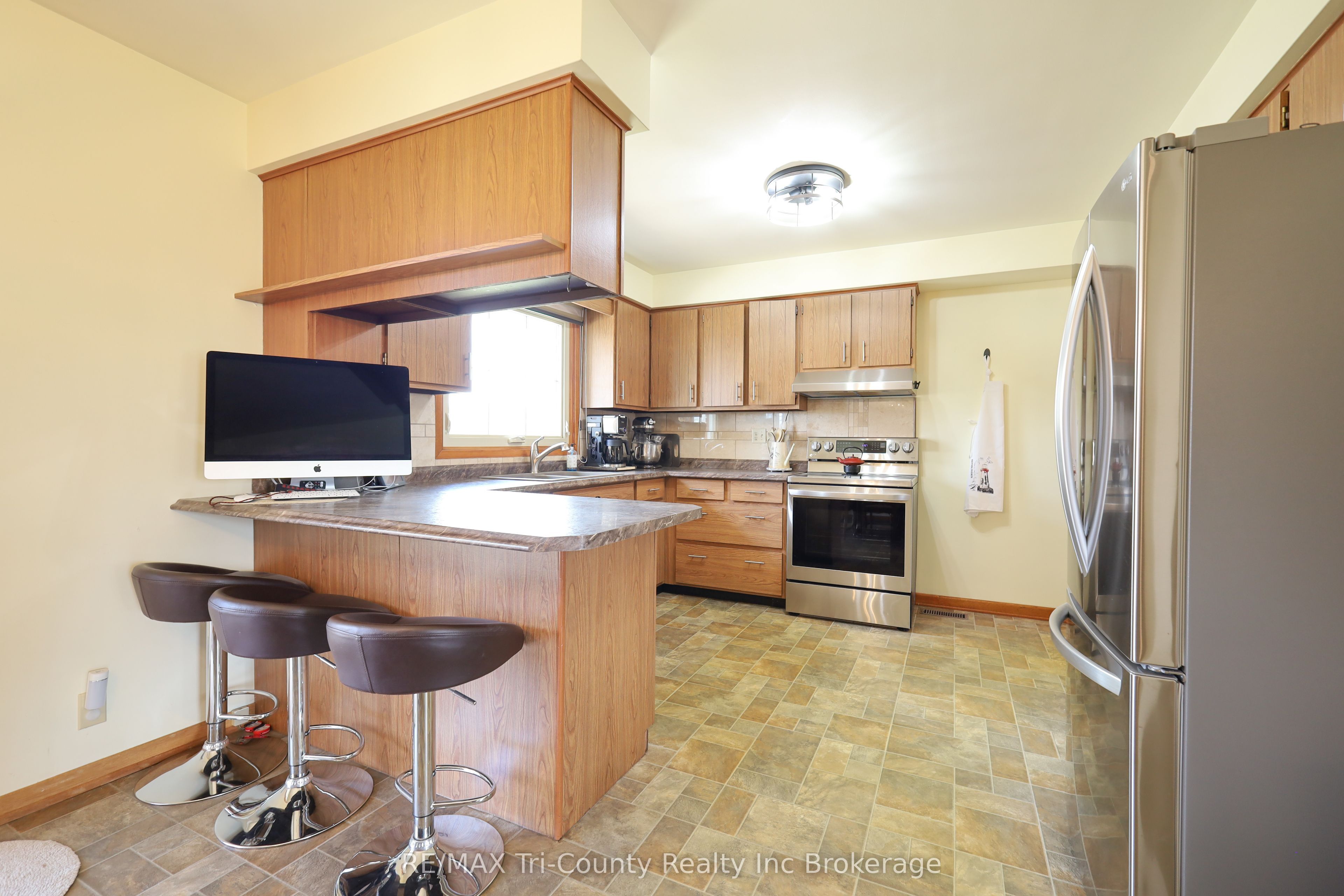 9113 Plank Road Property Photo 7