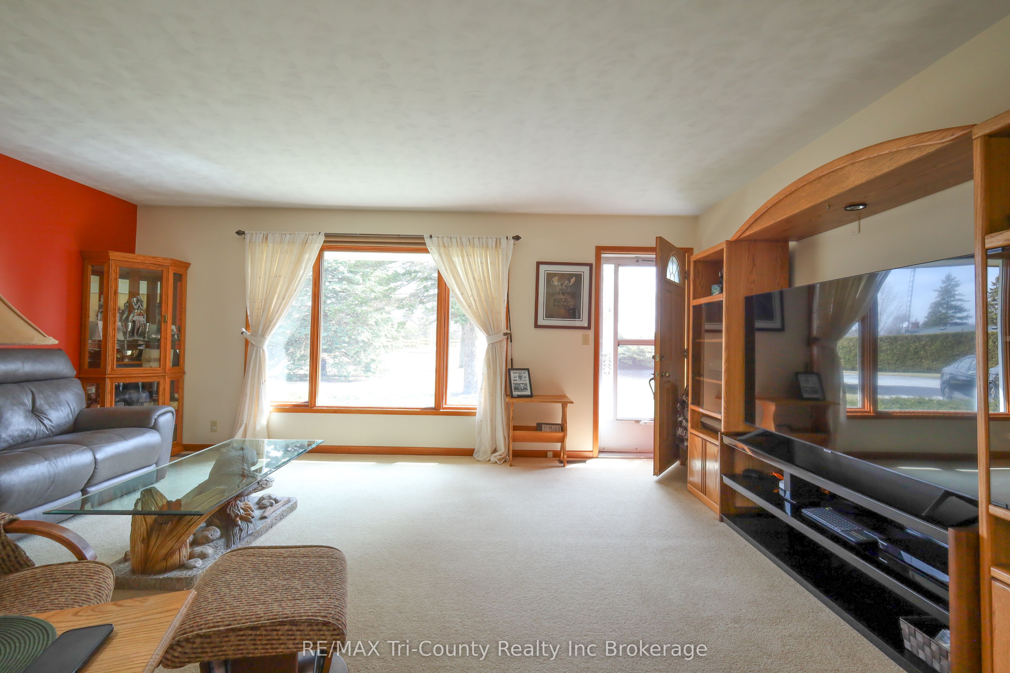 9113 Plank Road Property Photo 10