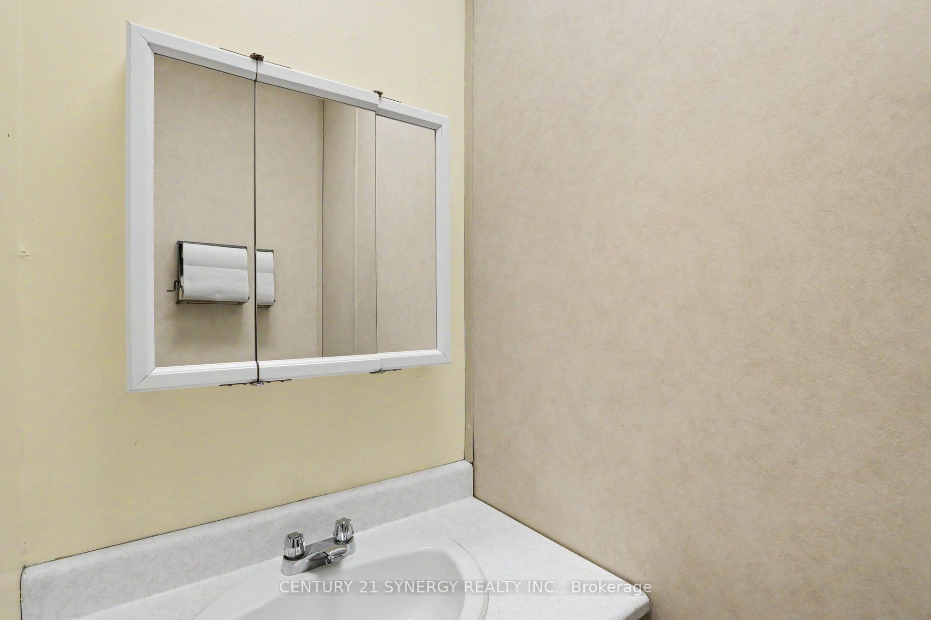 23 Beckwith Street N 203 Property Photo 11