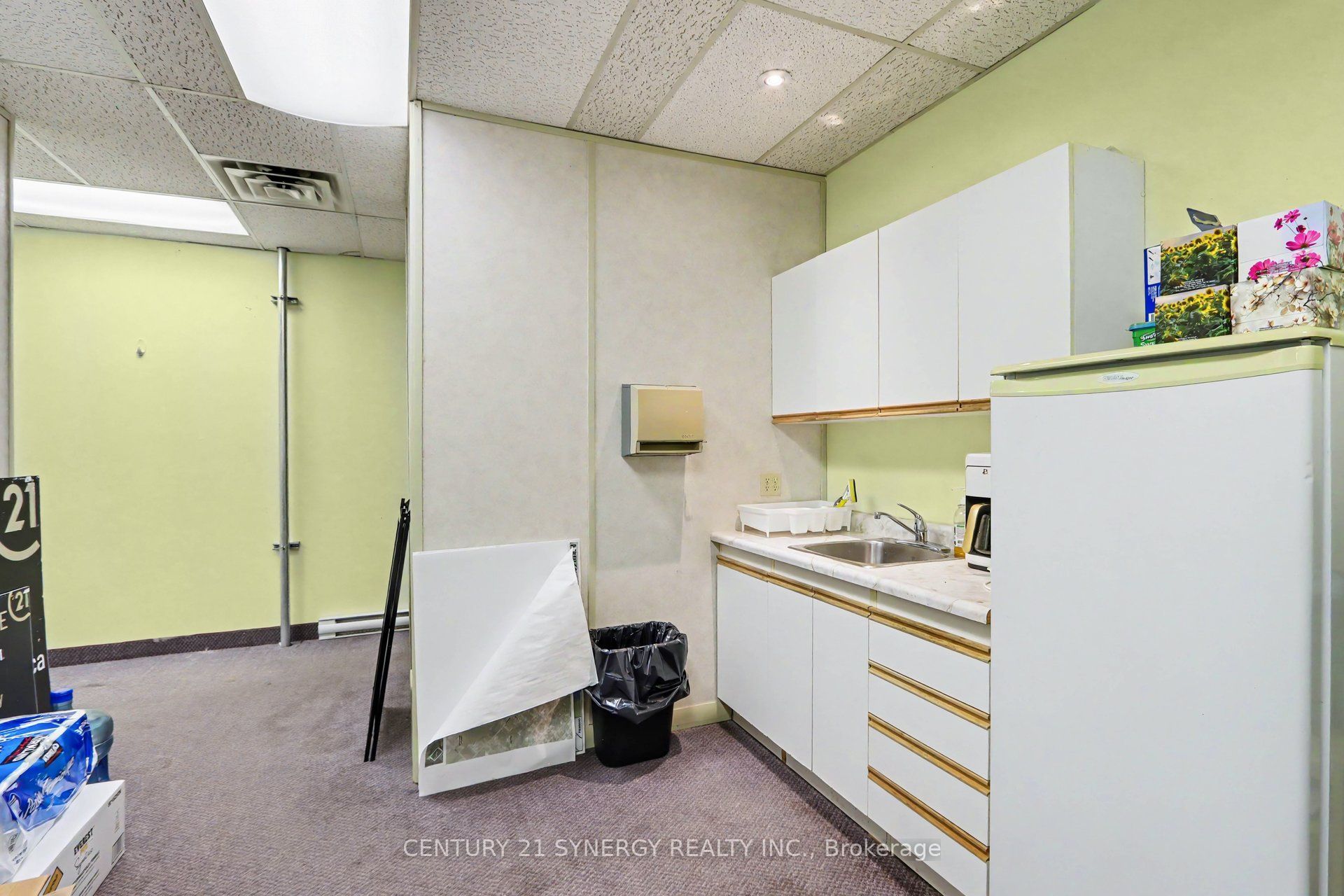 23 Beckwith Street N 203 Property Photo 12