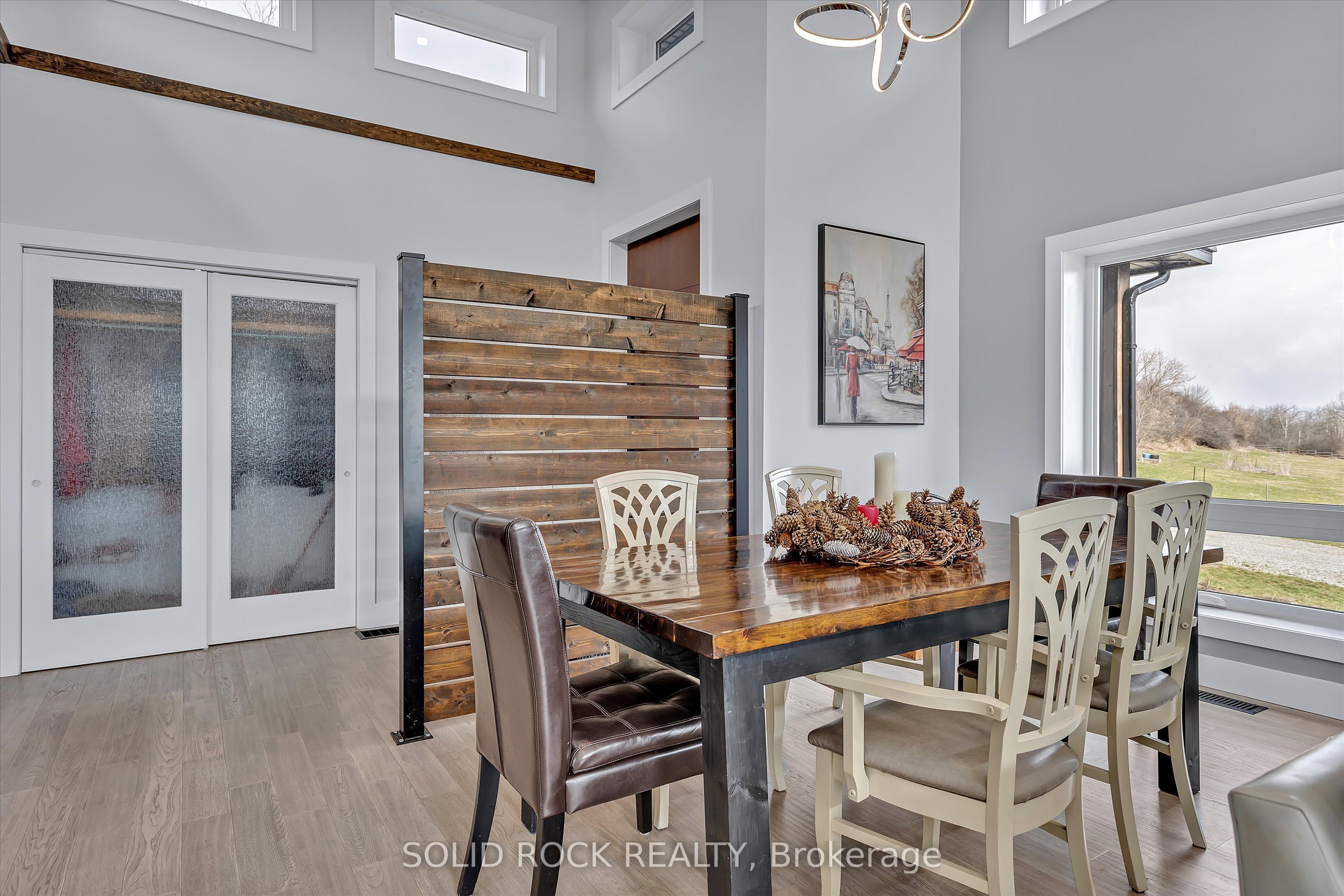 506 Catchmore Road Property Photo 10