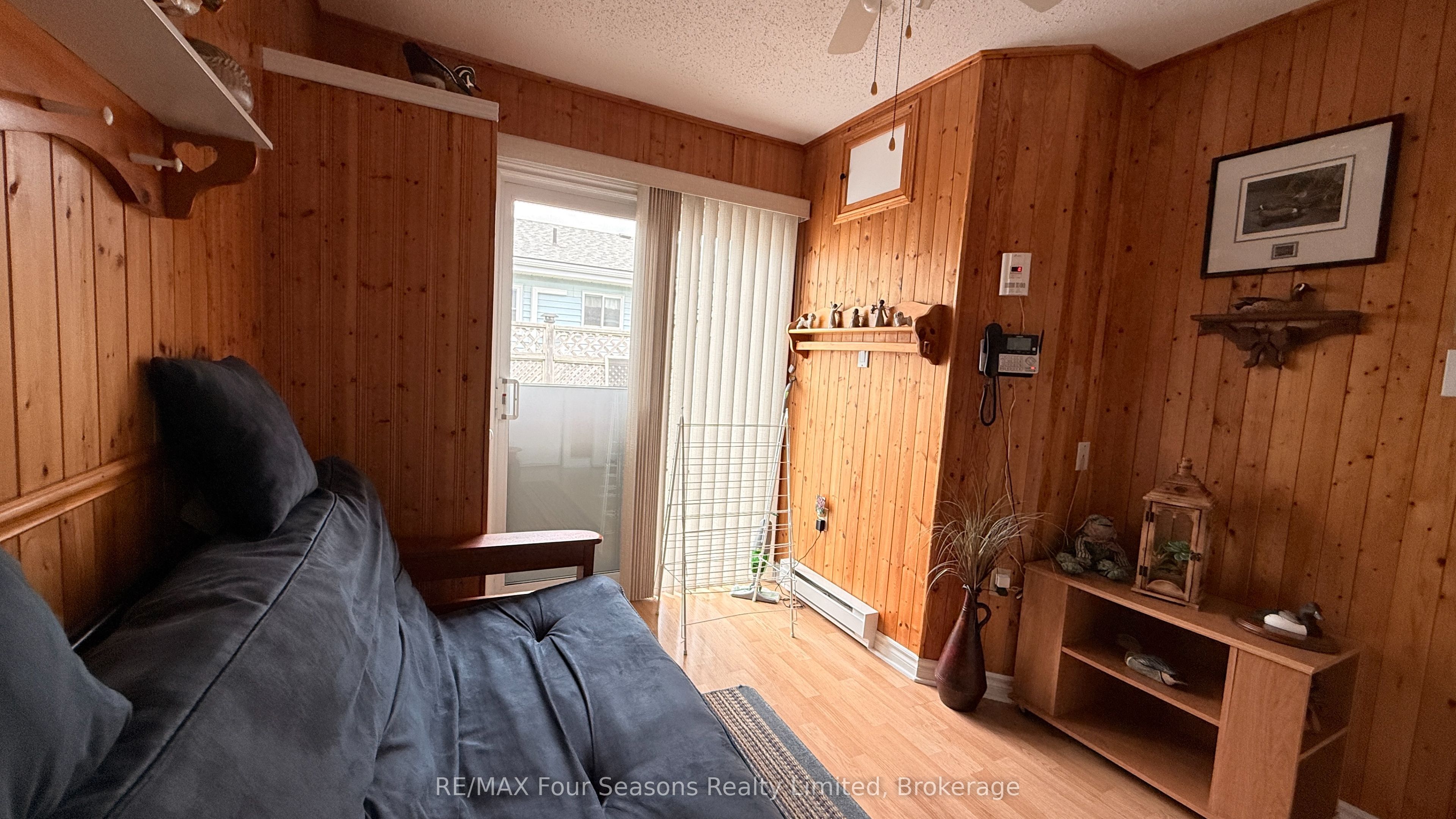 303 Waterloo Street 50 Property Photo 23