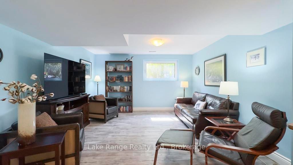 201 Shadywood Crescent Property Photo 16