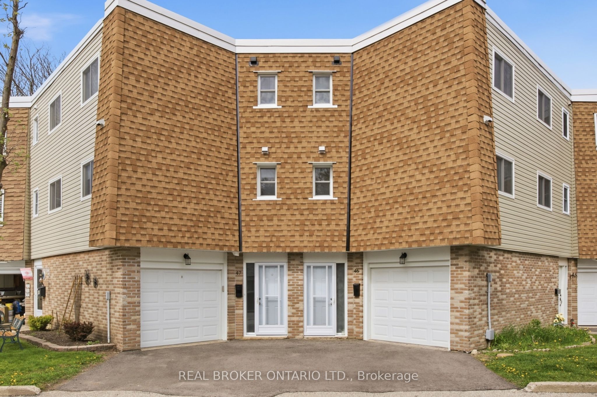 60 Elmsdale Drive 46 Property Photo 1