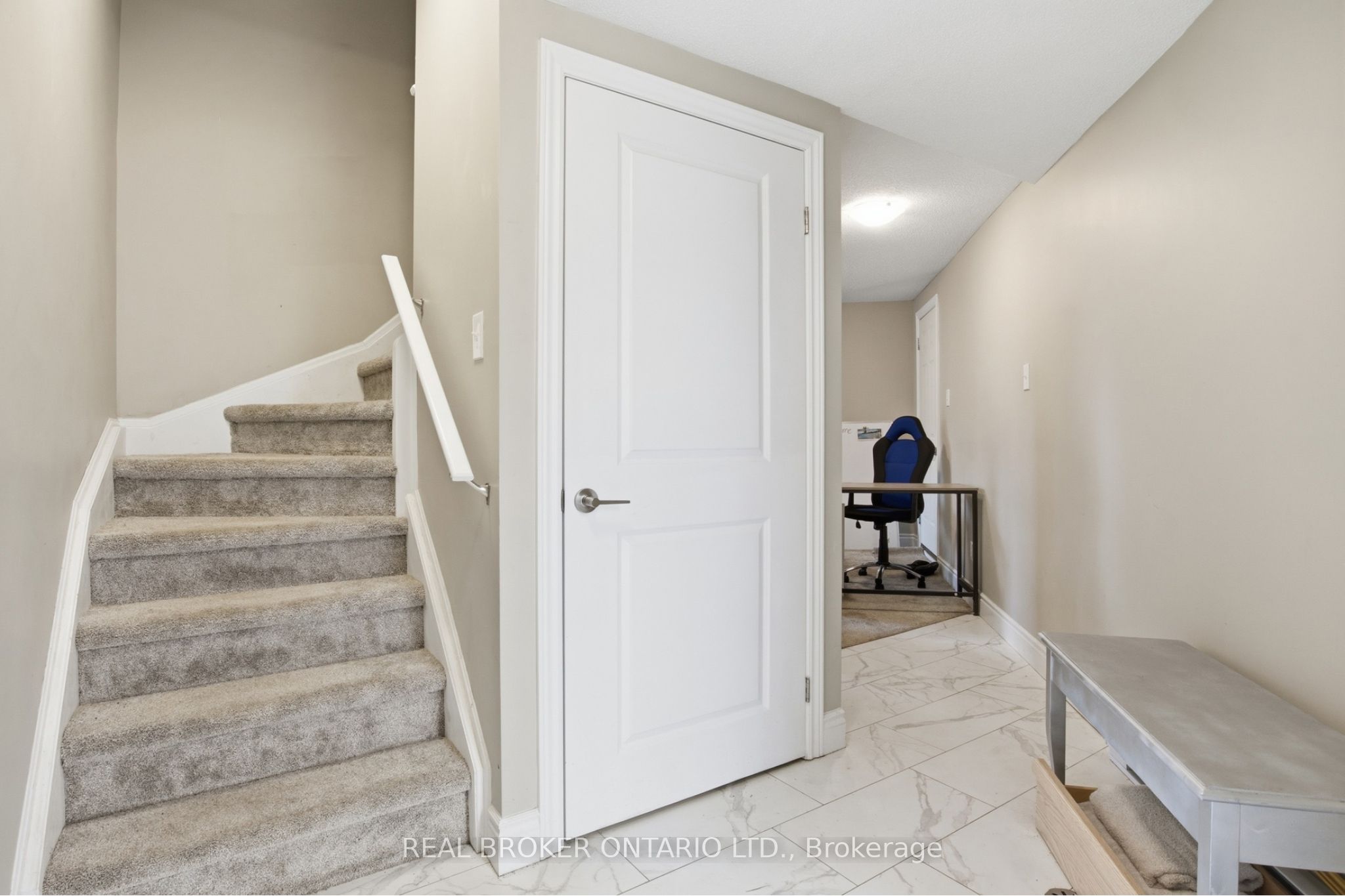 60 Elmsdale Drive 46 Property Photo 9