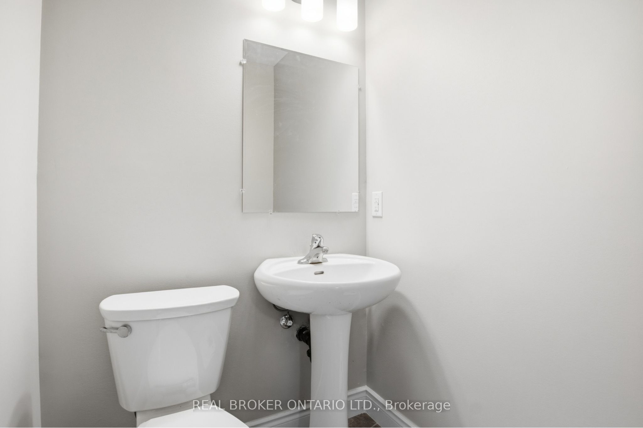 60 Elmsdale Drive 46 Property Photo 14