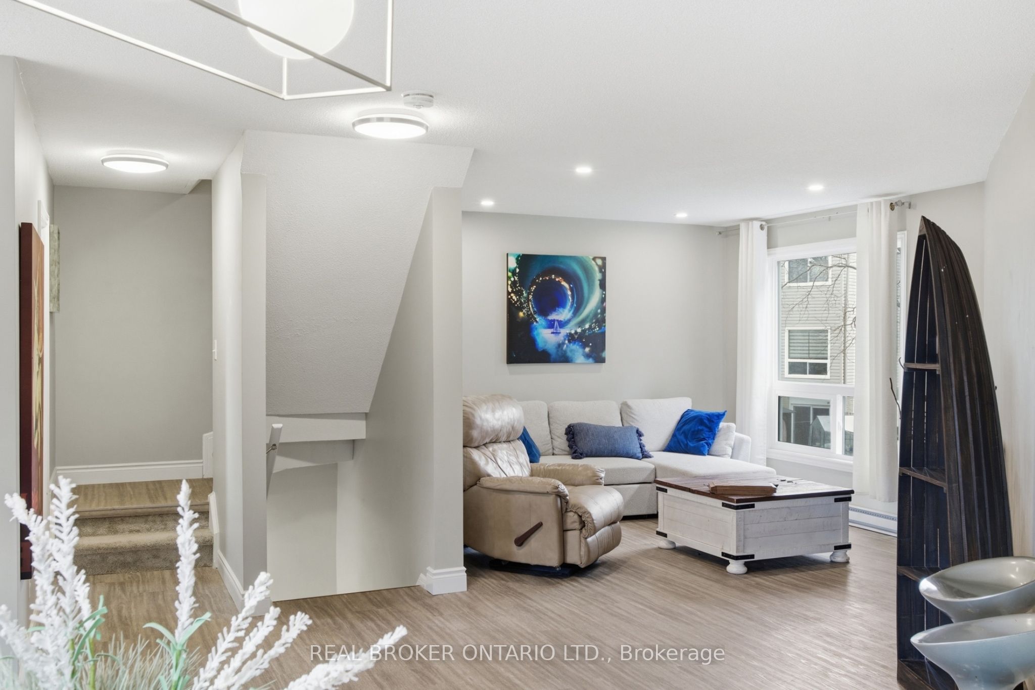 60 Elmsdale Drive 46 Property Photo 19