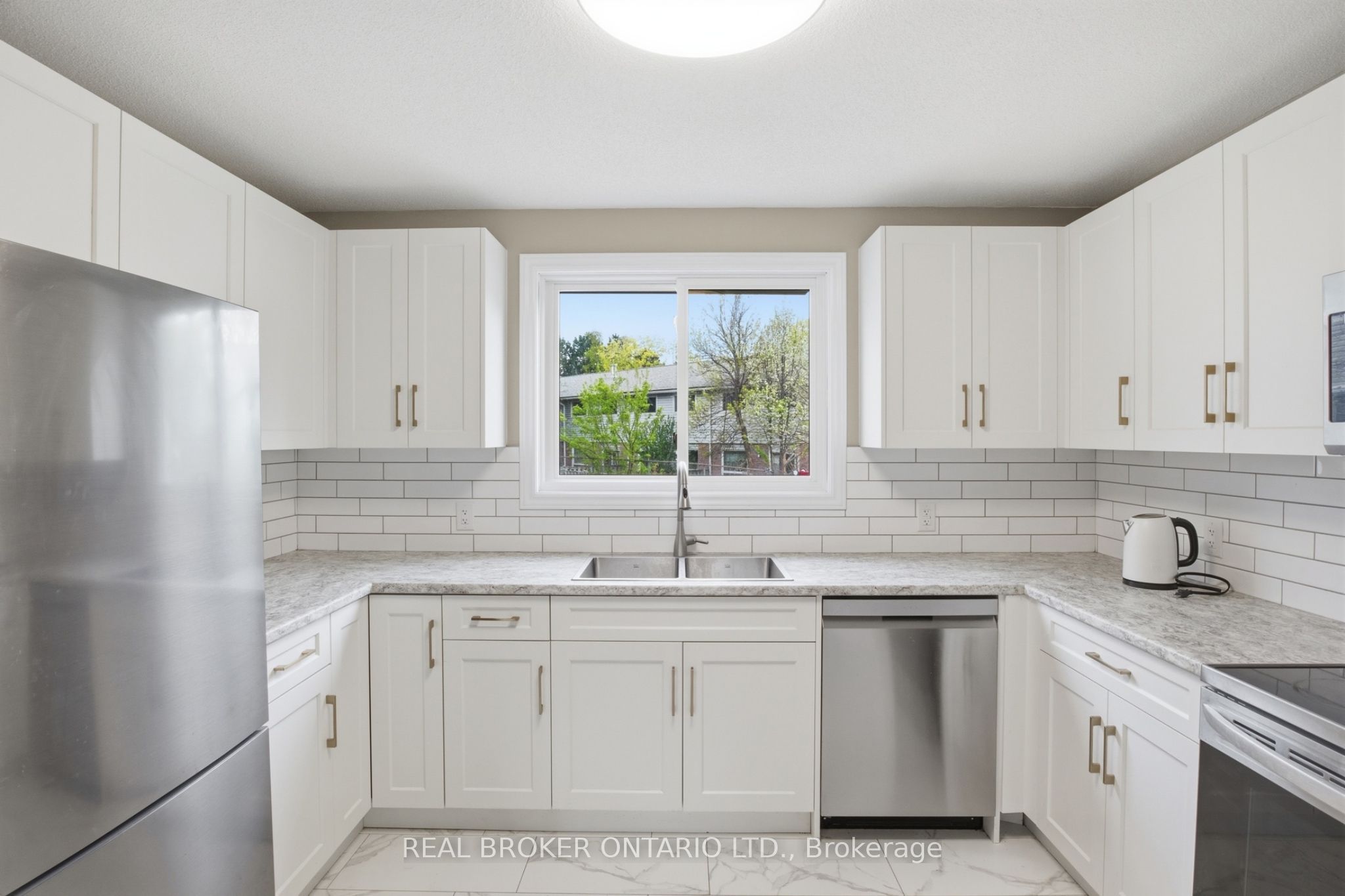 60 Elmsdale Drive 46 Property Photo 21