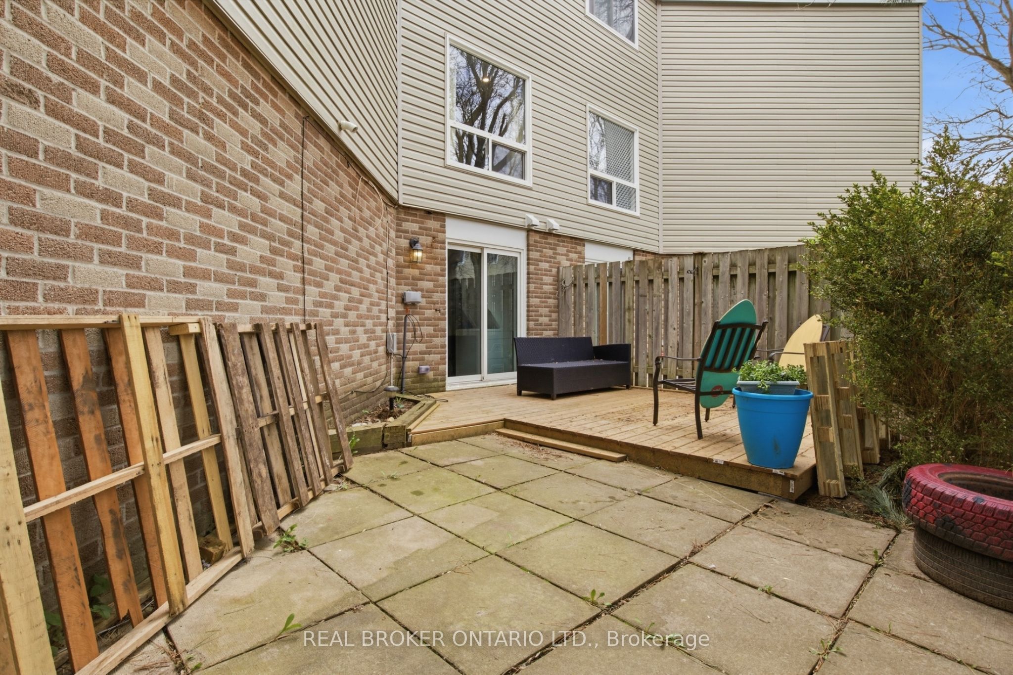 60 Elmsdale Drive 46 Property Photo 34