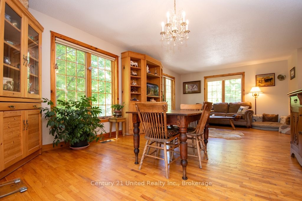 2003 Hybla Road Property Photo 11