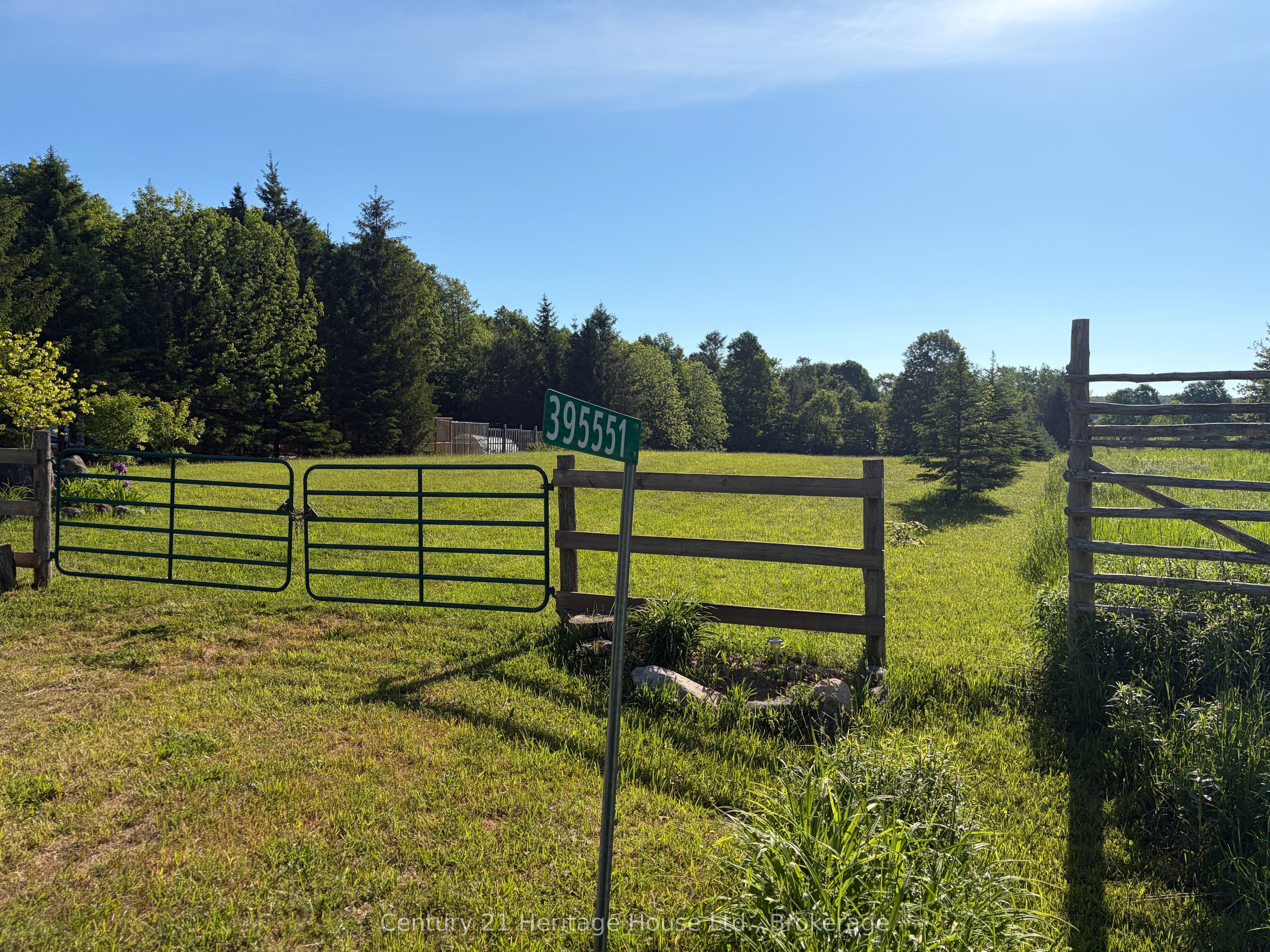 395551 2 Concession Property Photo 3