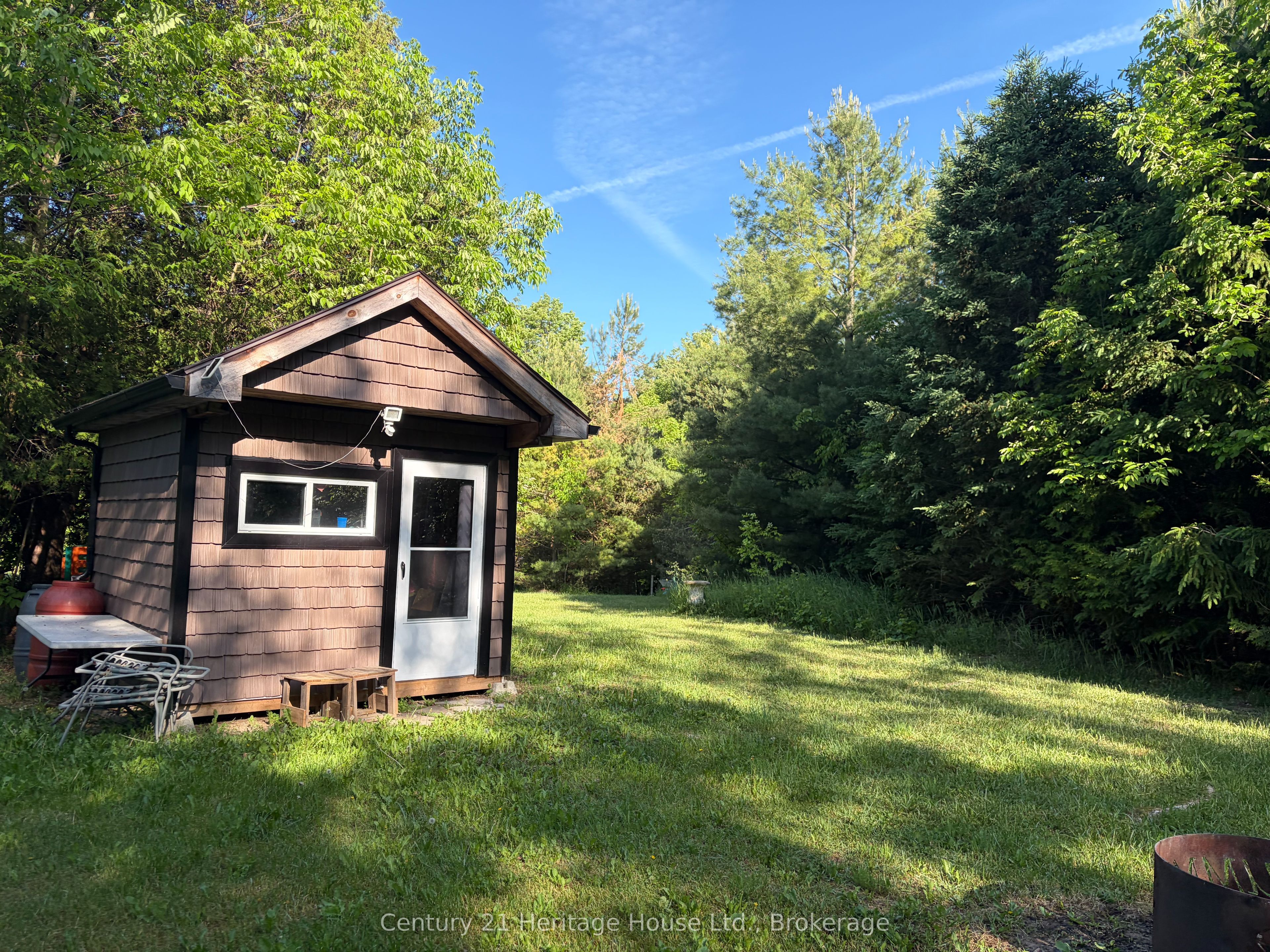 395551 2 Concession Property Photo 6