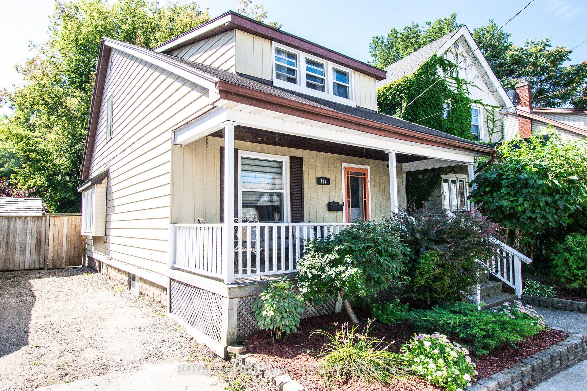 116 Lowell Avenue Property Photo 2