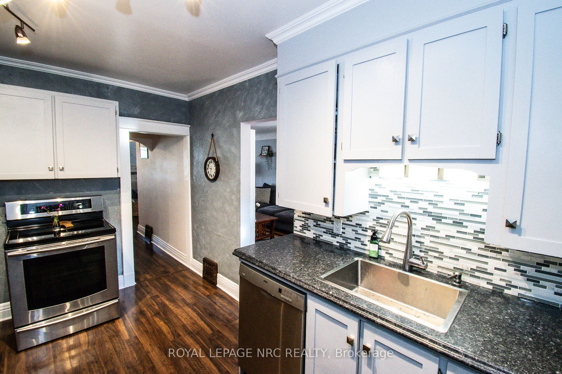 116 Lowell Avenue Property Photo 22
