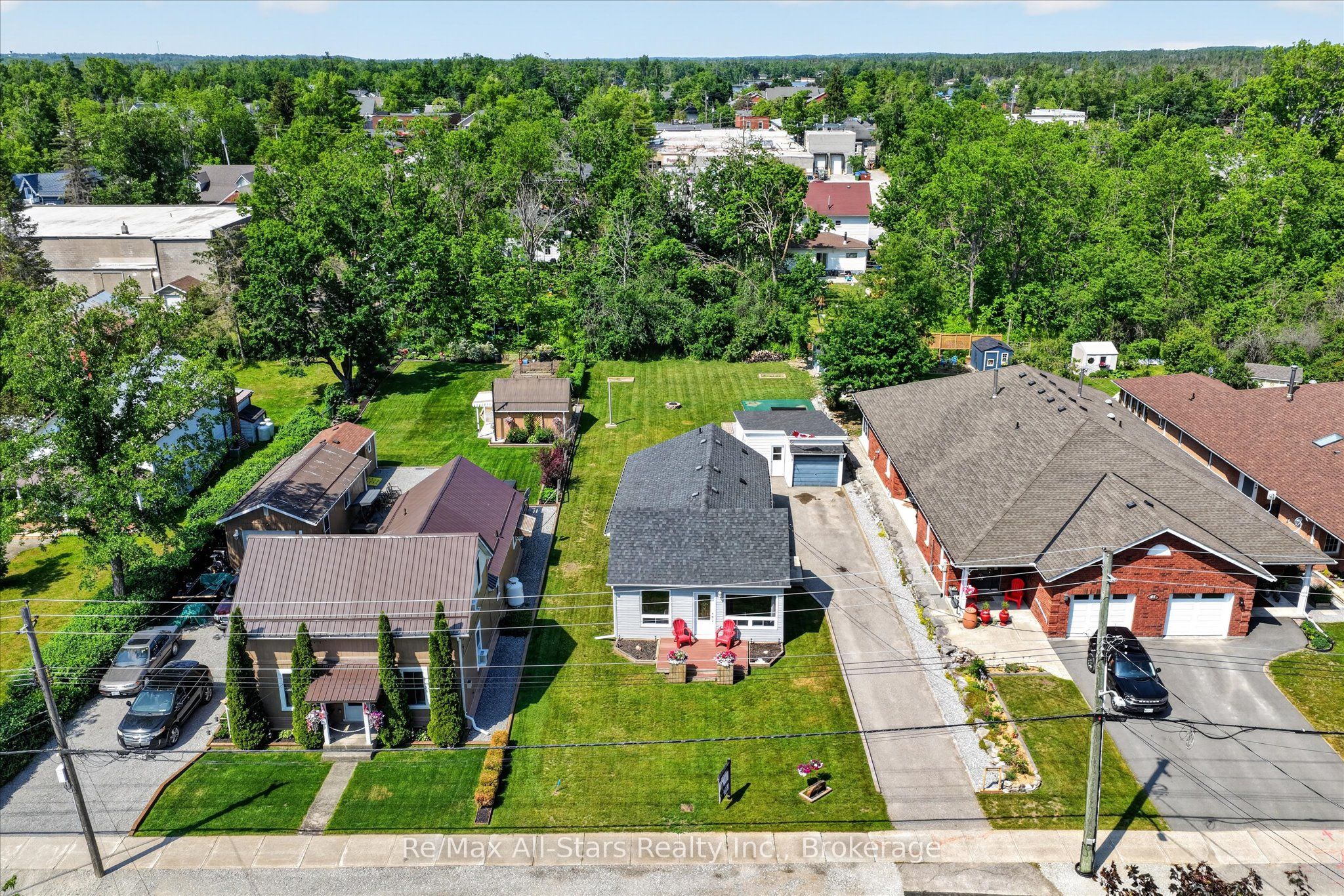 47 Need Street Property Photo 4