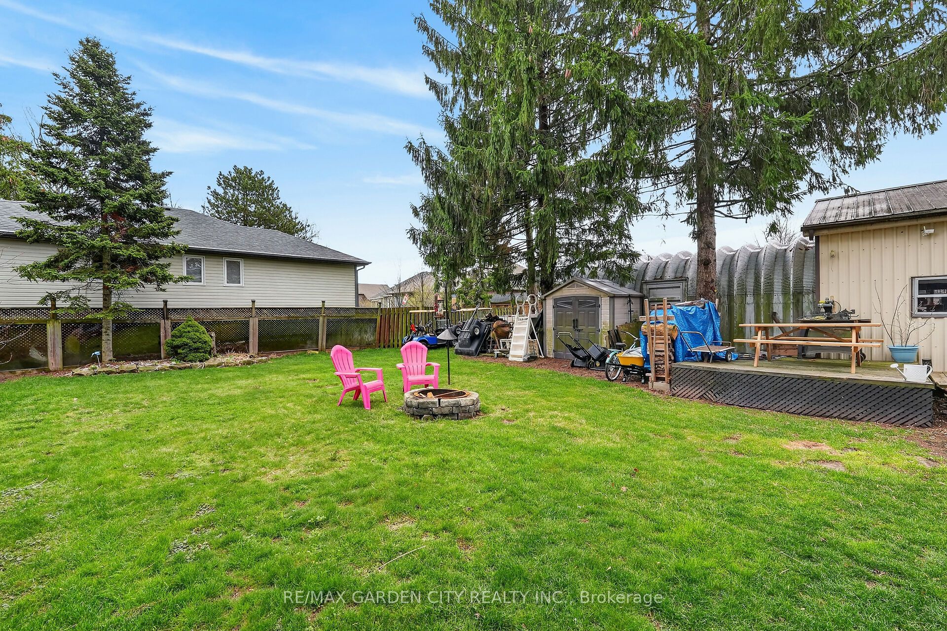 3555 Campden Road Property Photo 40
