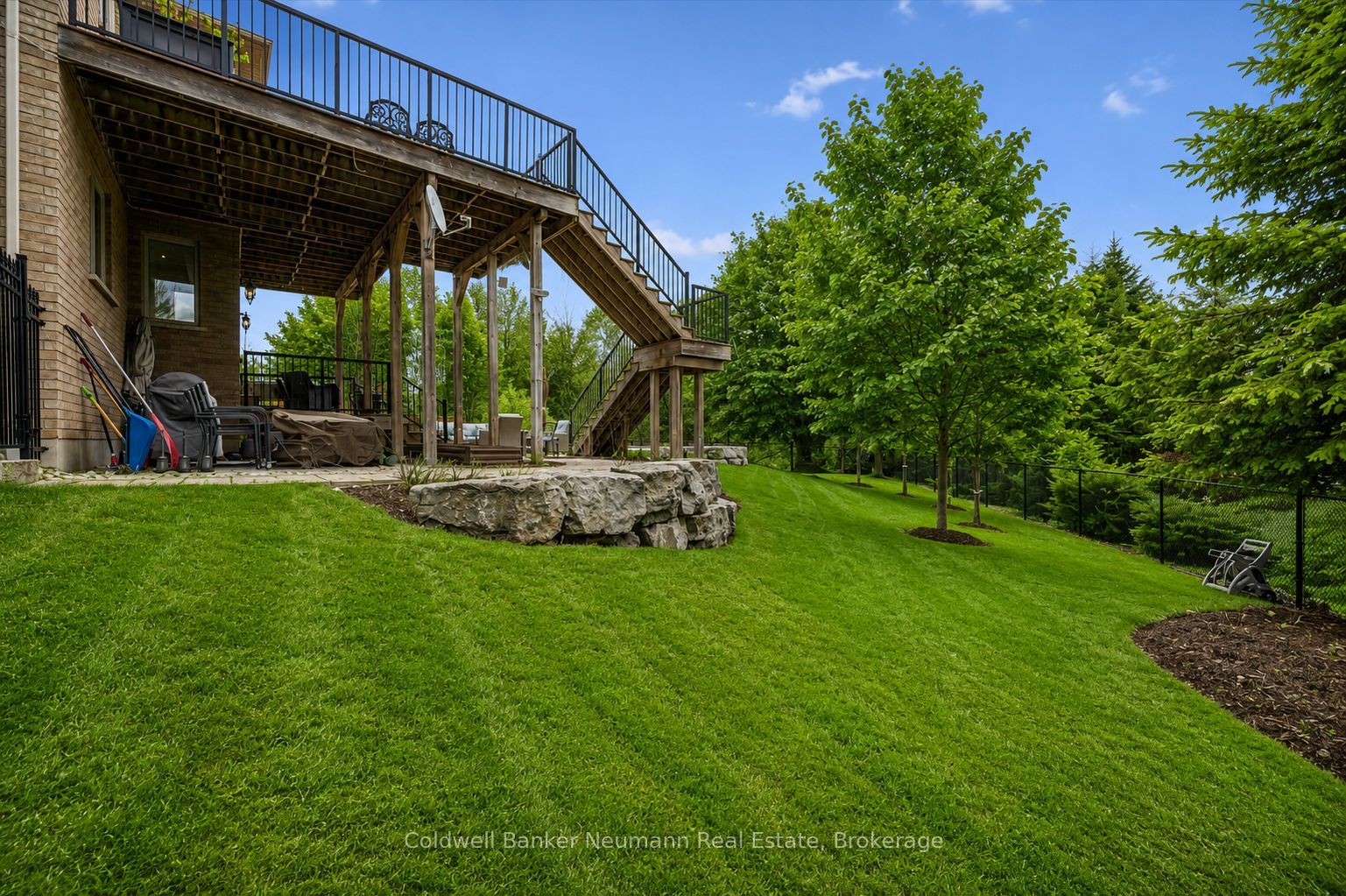 51 Cox Court Property Photo 43