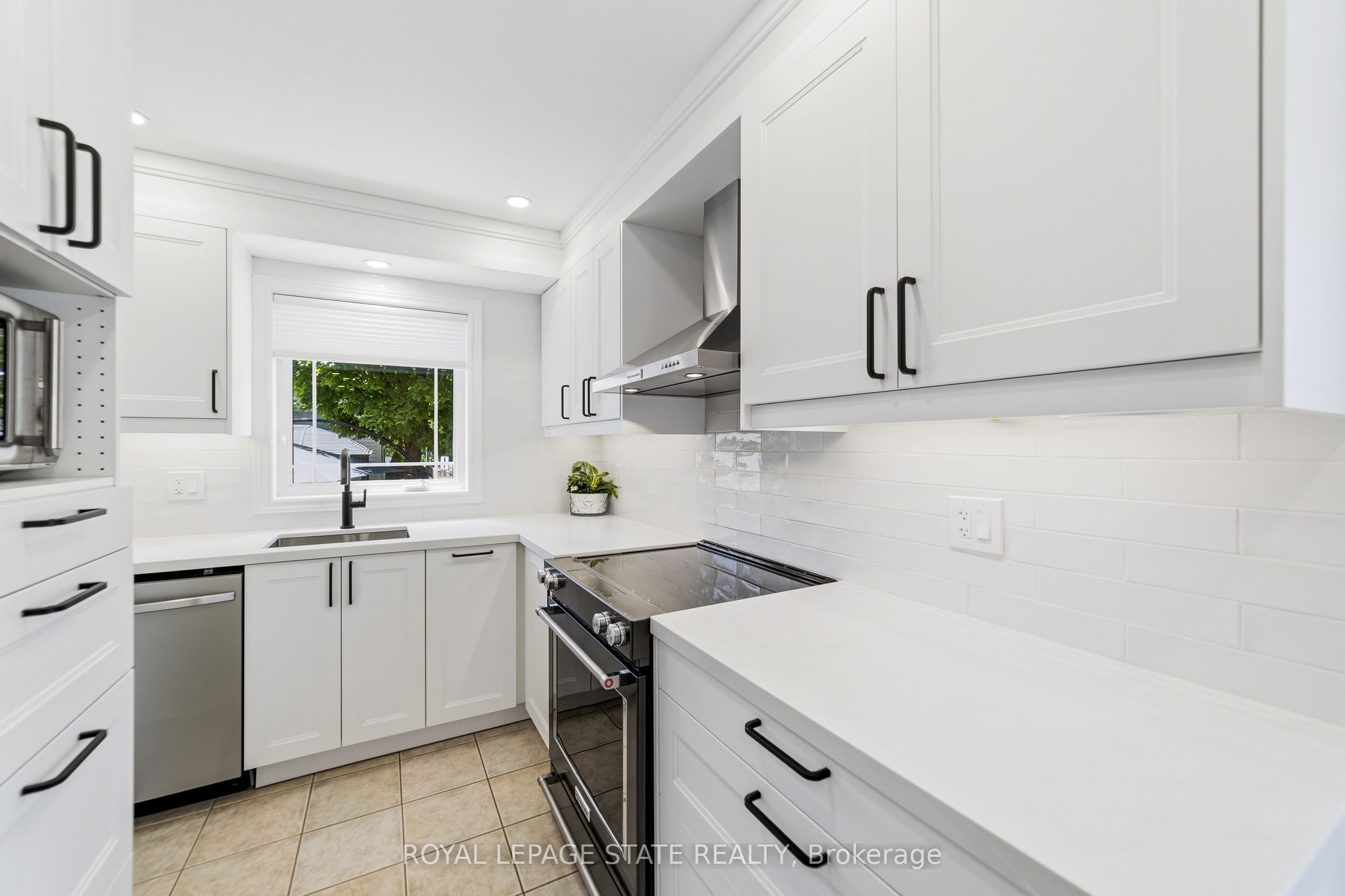 242 Upper Mount Albion Road 13 Property Photo 15