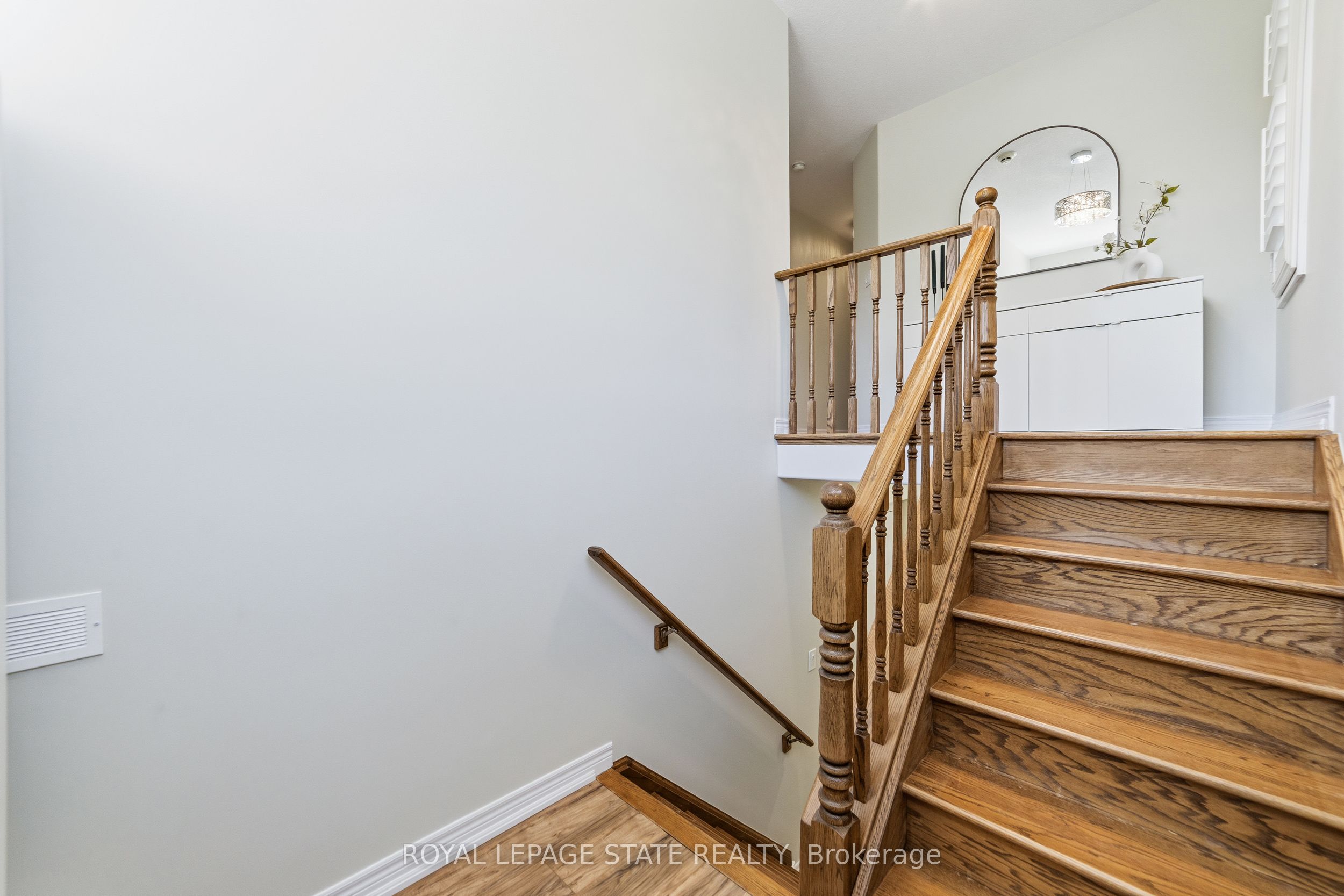 242 Upper Mount Albion Road 13 Property Photo 20