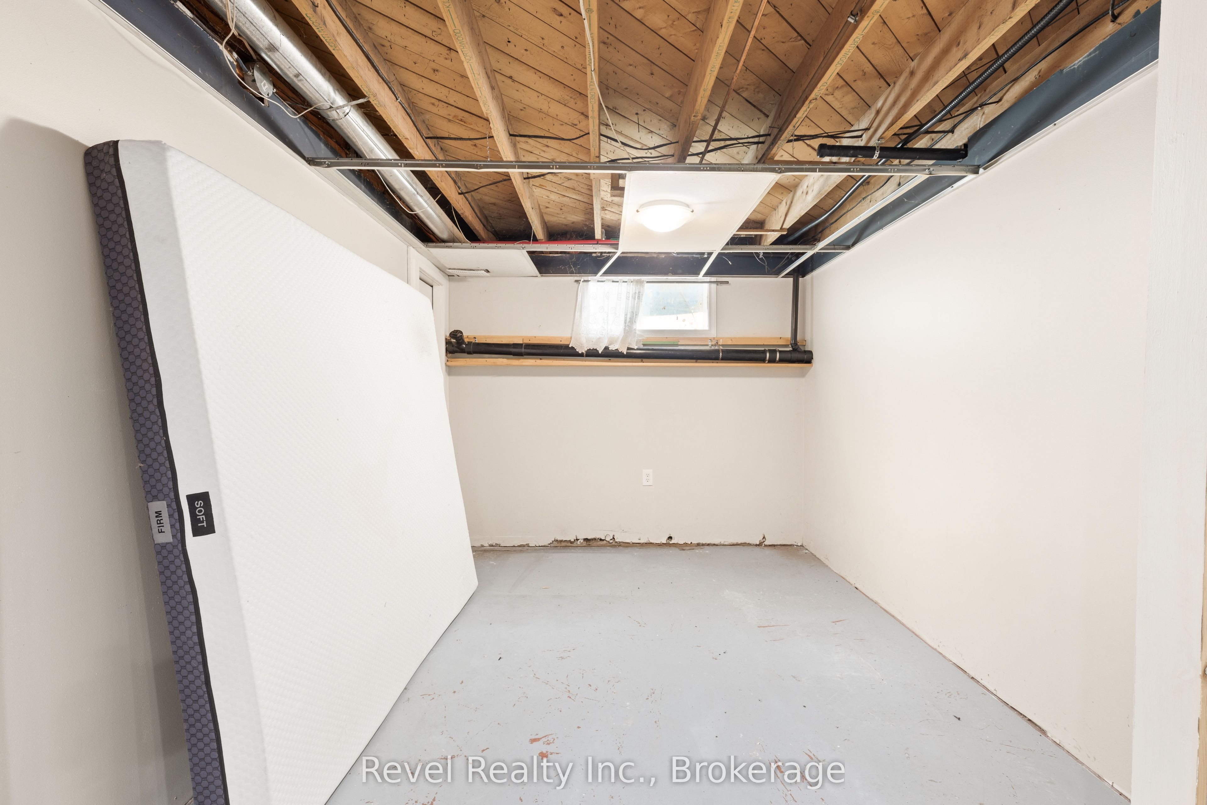 101 Bolsover Road Property Photo 33