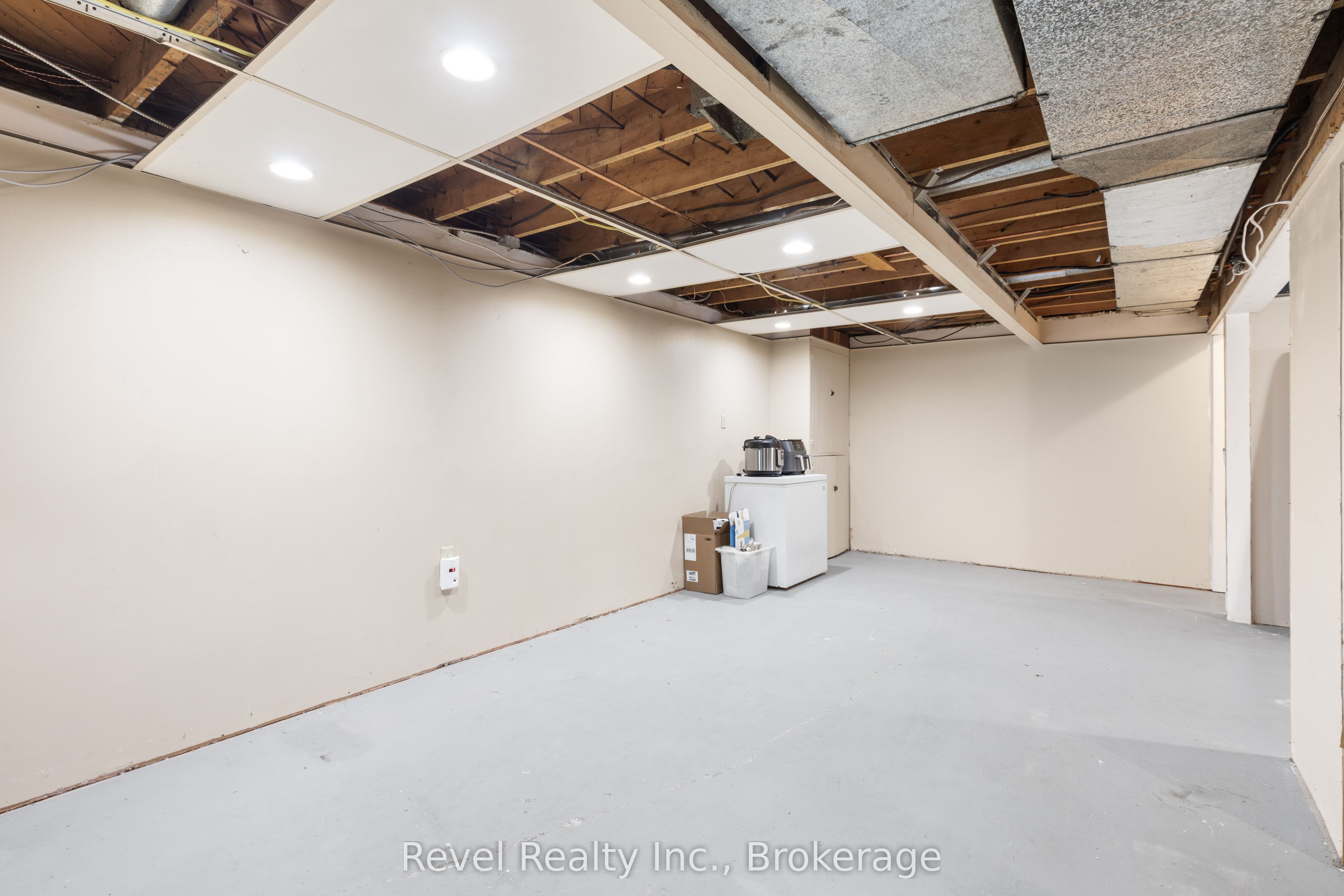 101 Bolsover Road Property Photo 35