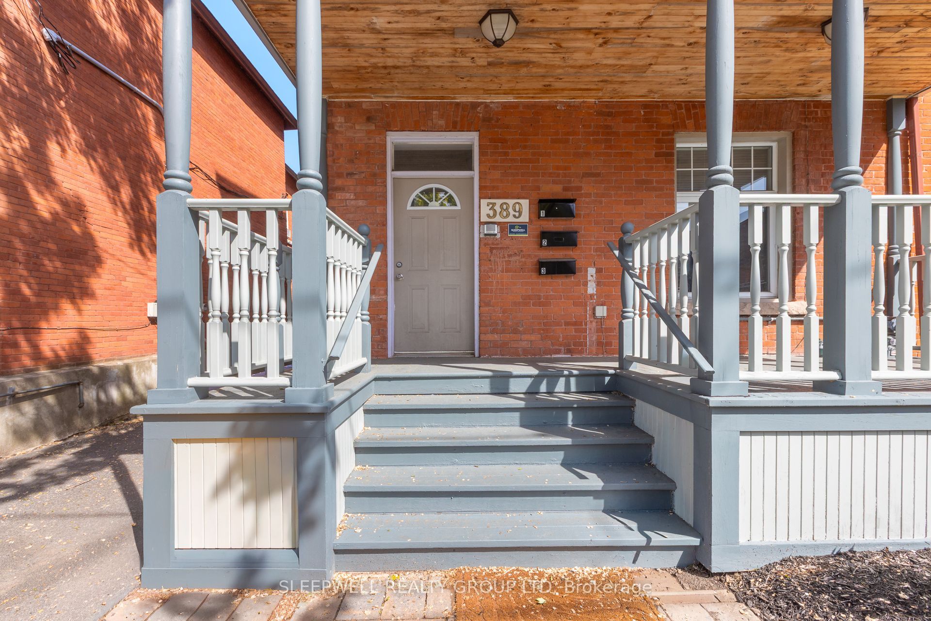 389 Daly Avenue Property Photo 2