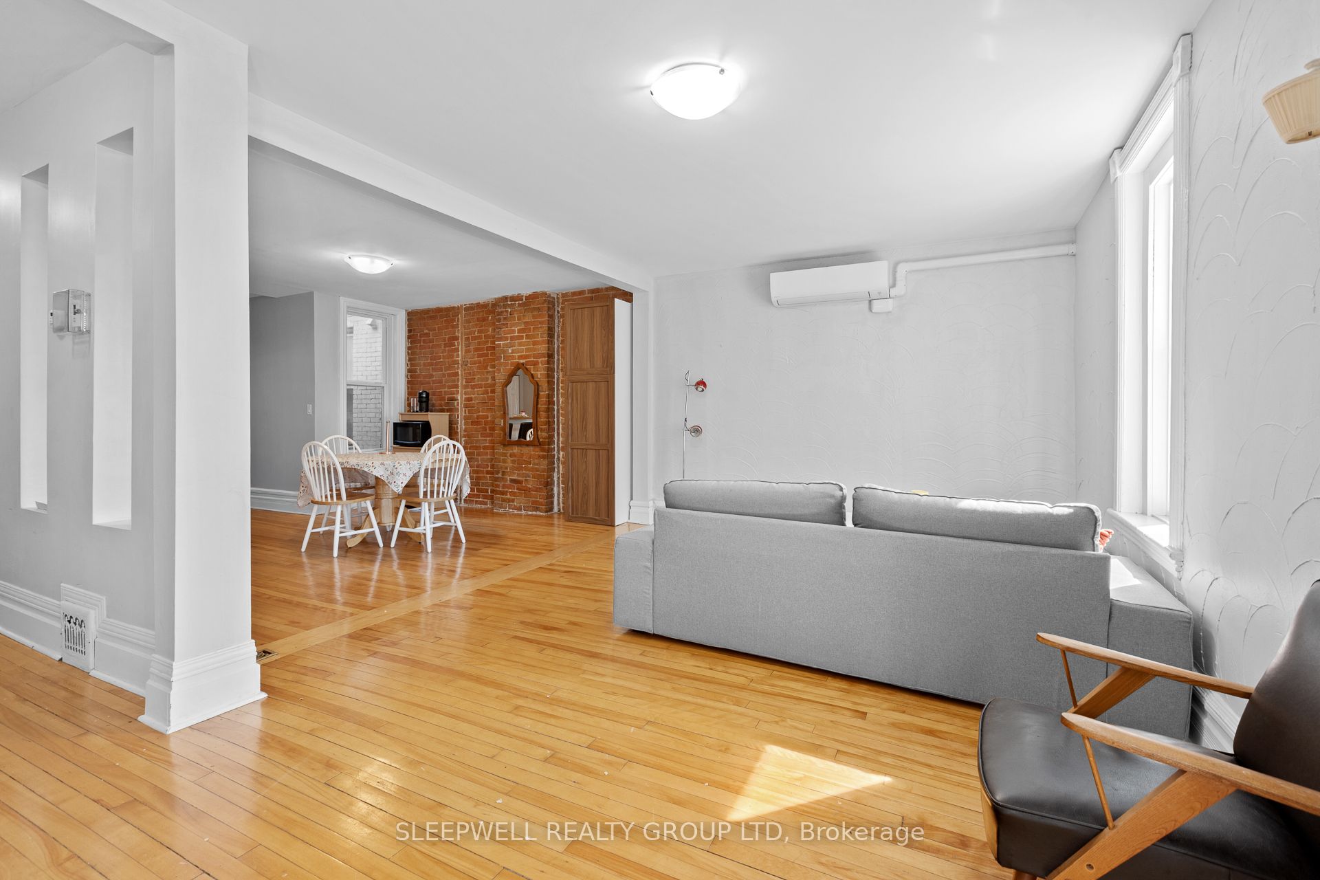 389 Daly Avenue Property Photo 10