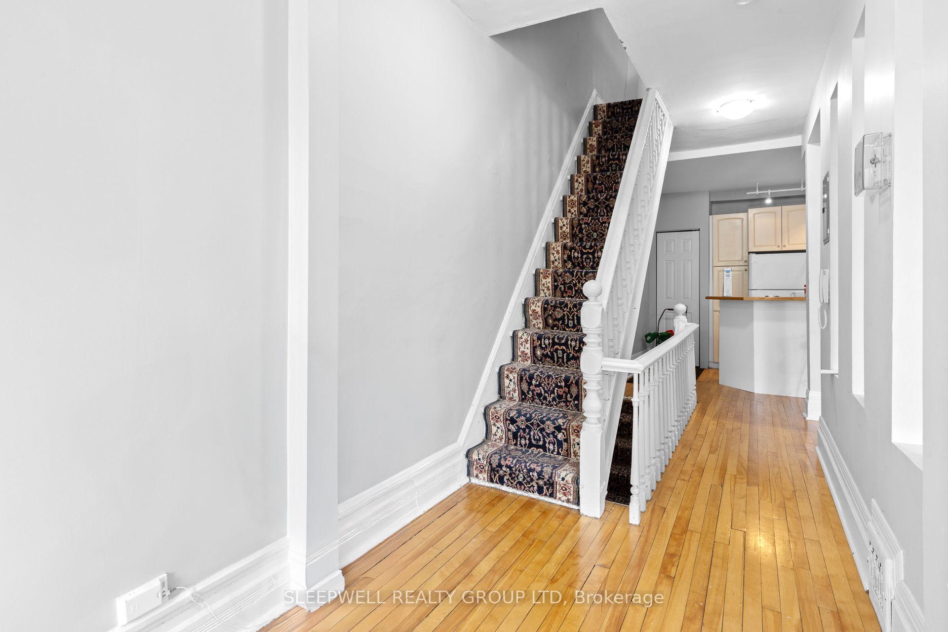 389 Daly Avenue Property Photo 12