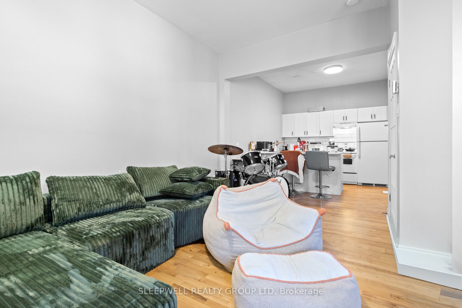 389 Daly Avenue Property Photo 28