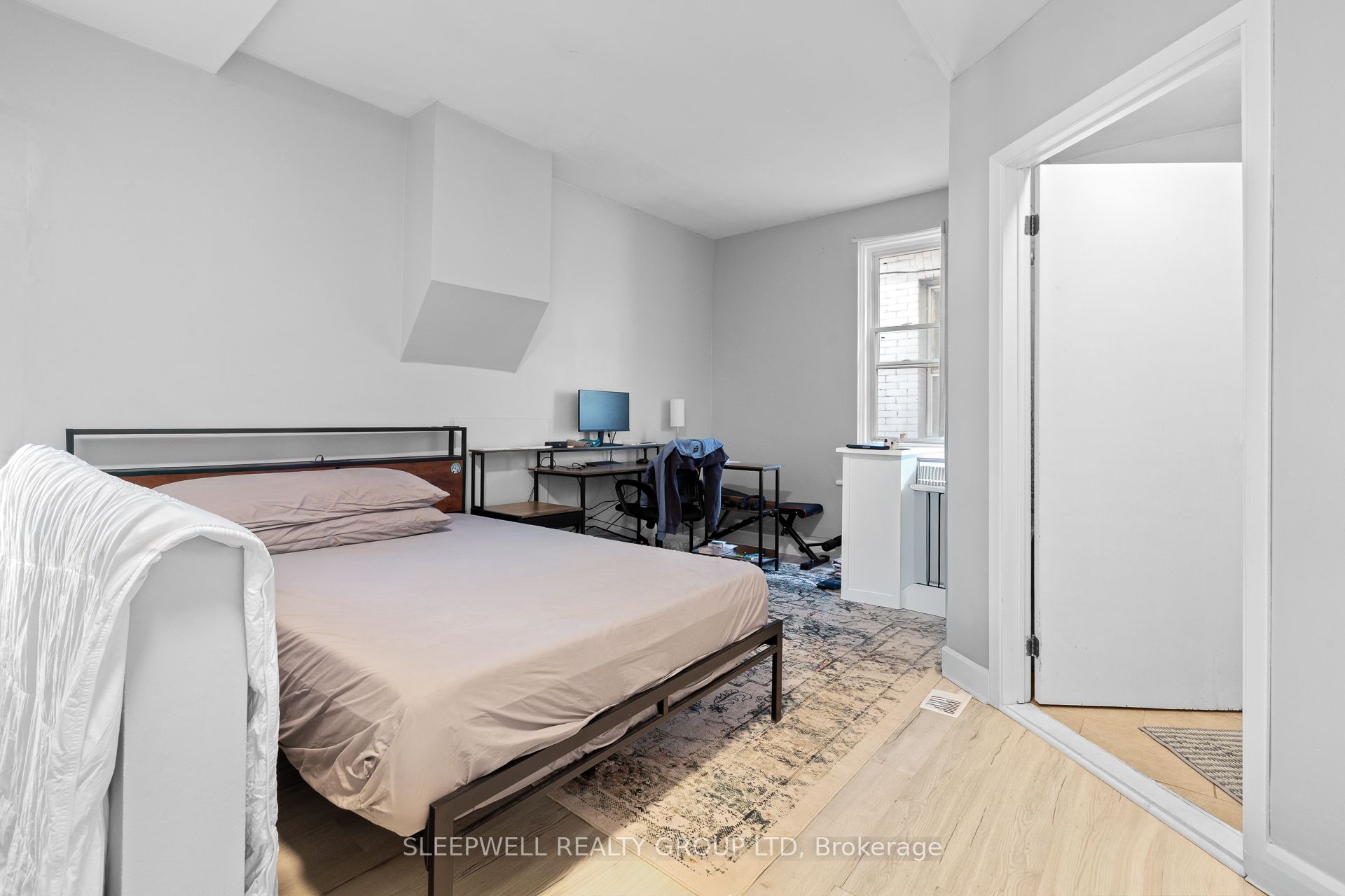 389 Daly Avenue Property Photo 29