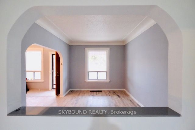 72 Somerset Avenue Upper 3 Property Photo 5