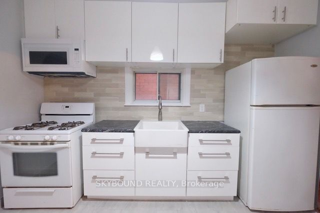 72 Somerset Avenue Upper 3 Property Photo 6