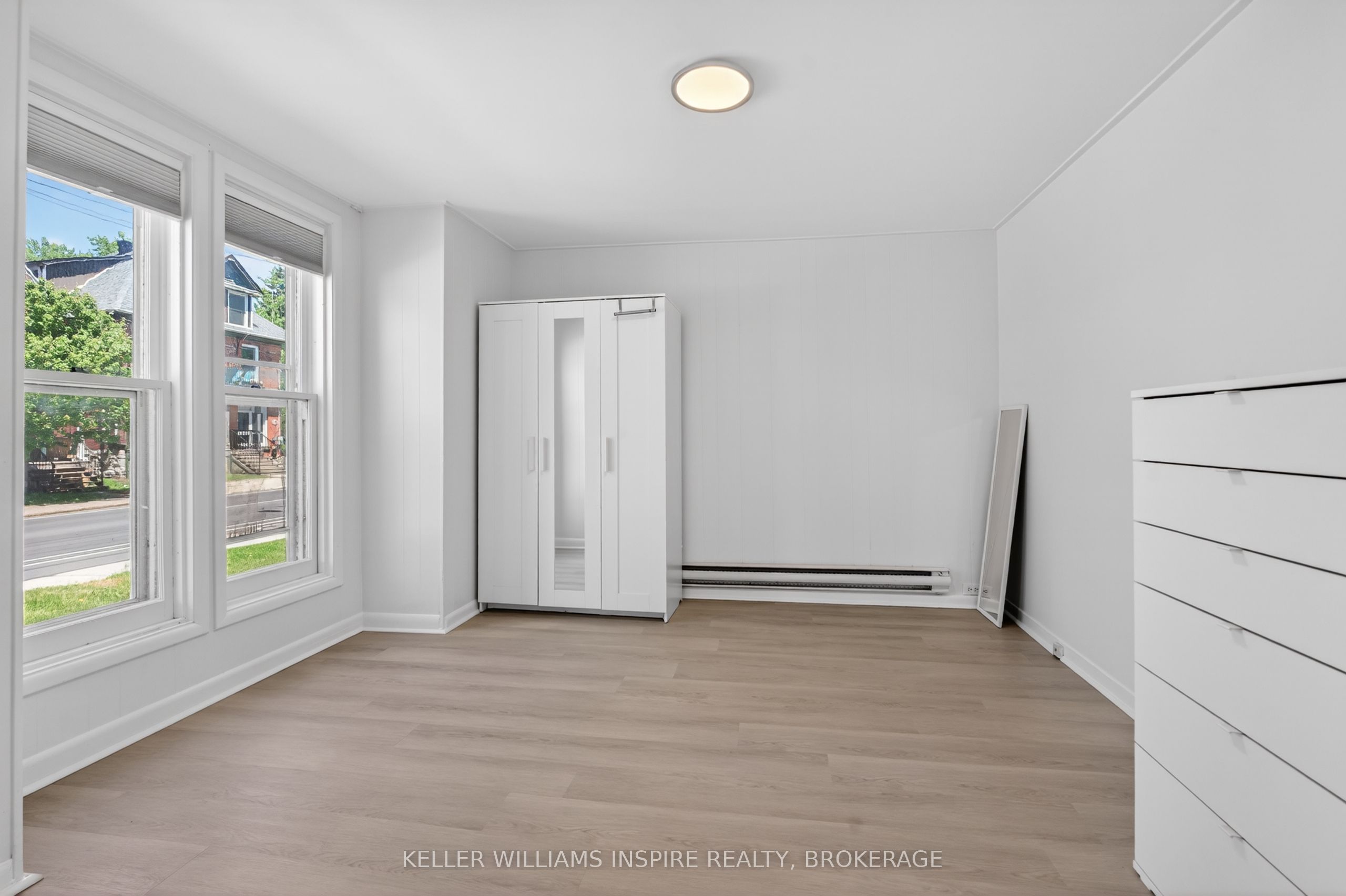 512 Johnson Street Property Photo 8
