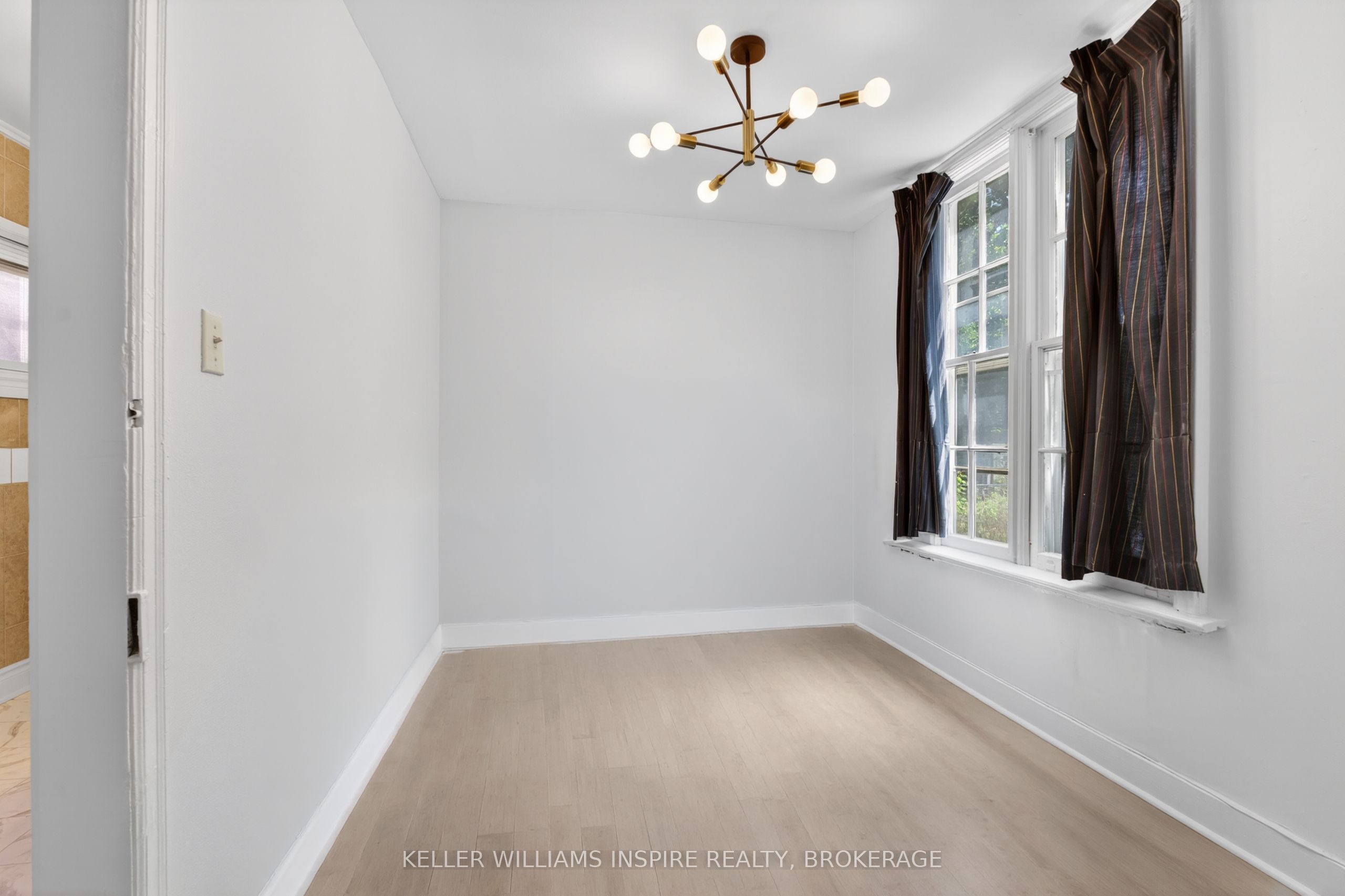 512 Johnson Street Property Photo 10