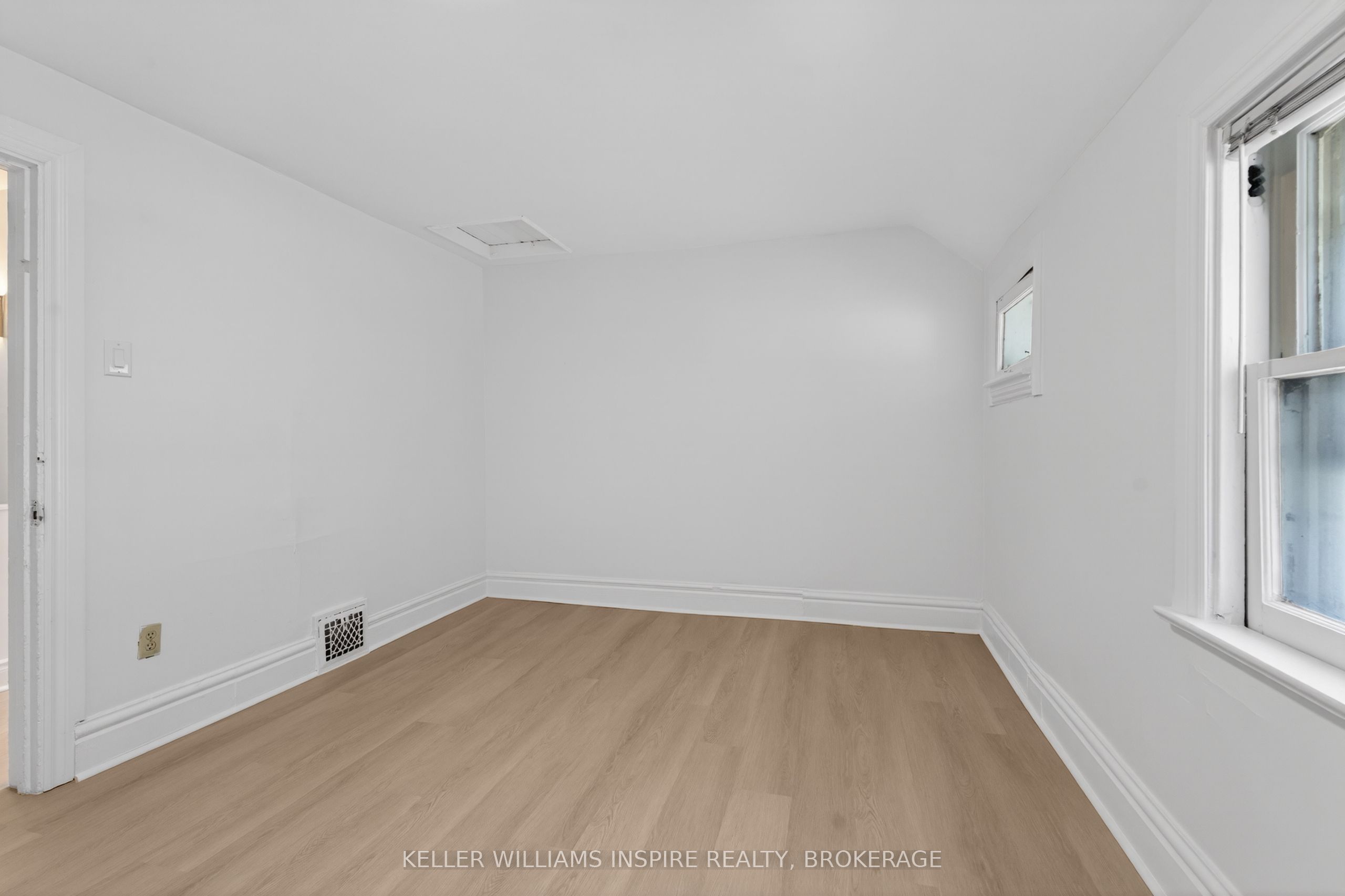512 Johnson Street Property Photo 23