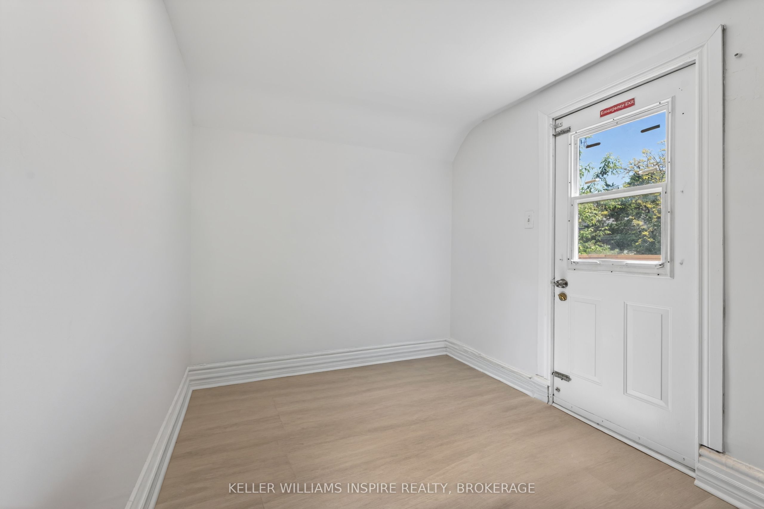512 Johnson Street Property Photo 26