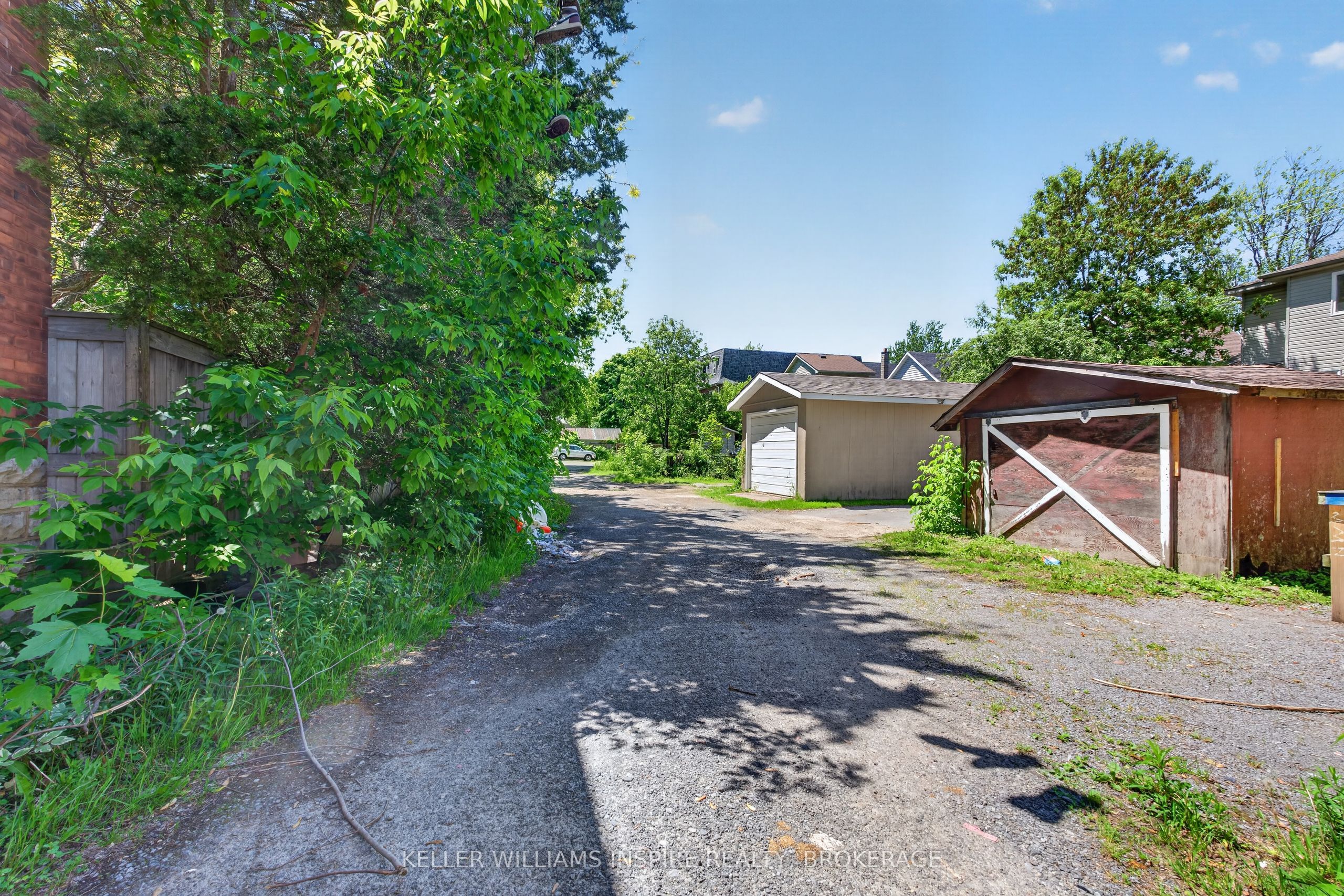 512 Johnson Street Property Photo 35