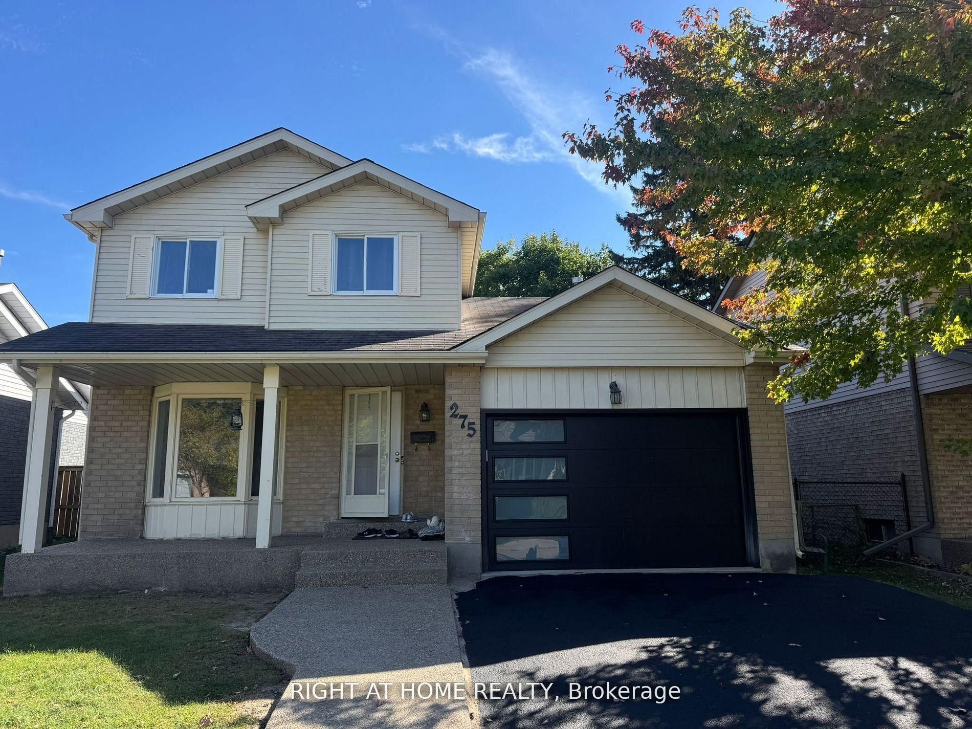 275 Tagge Crescent Property Photo 1