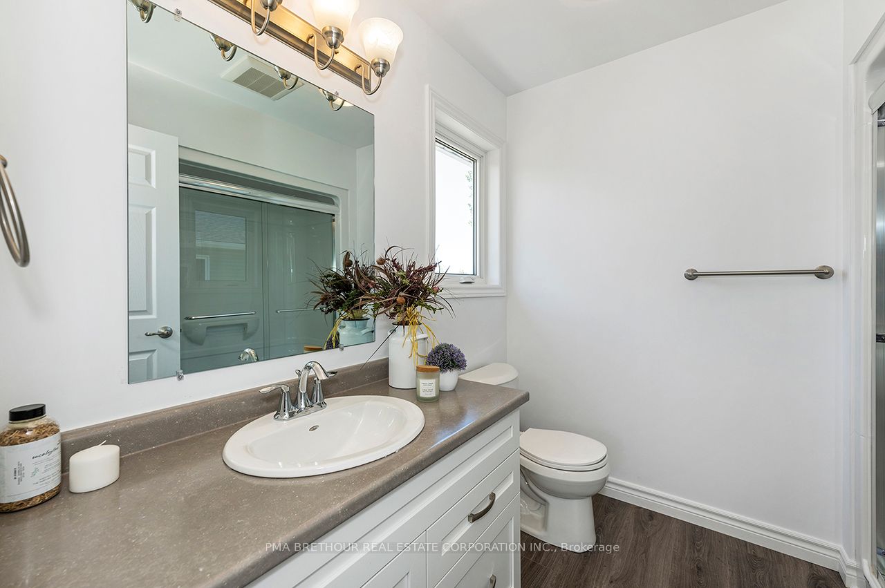 20 Bluffs View Boulevard Property Photo 25
