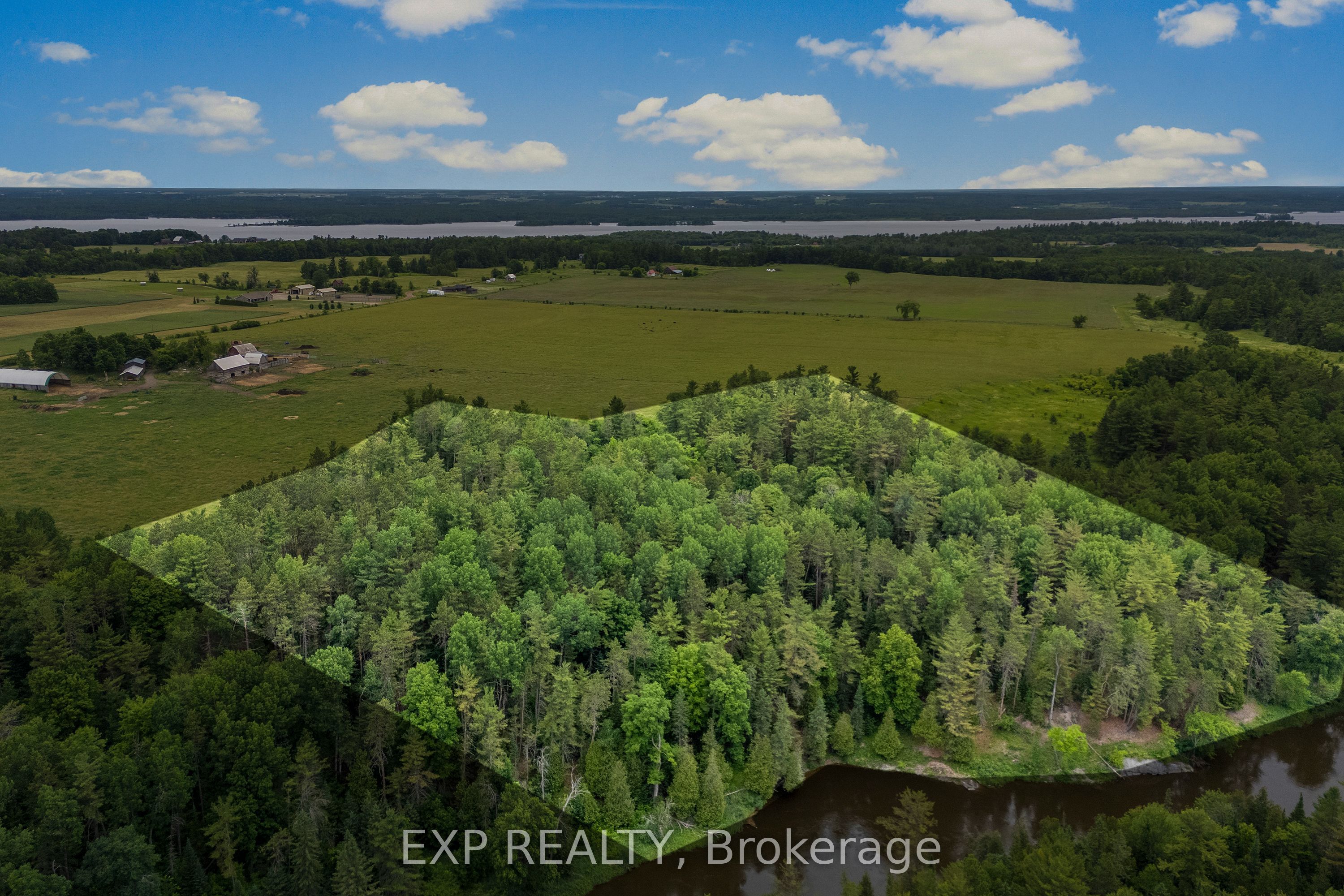 465 Humphries Road Property Photo 1