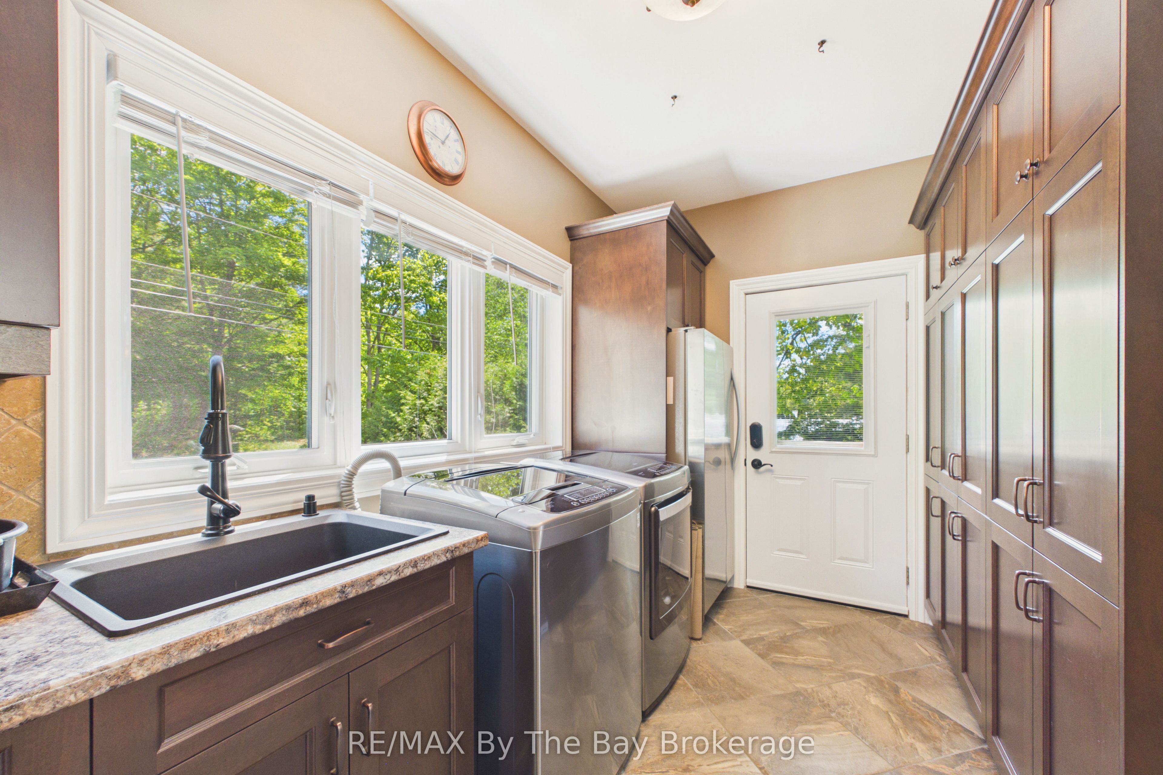 61 Mckellar Lake Road Property Photo 11