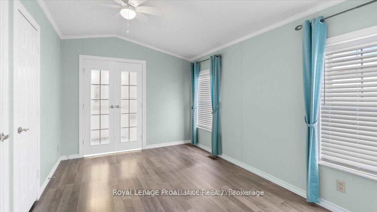 311 Dundas Street E 18 Property Photo 13