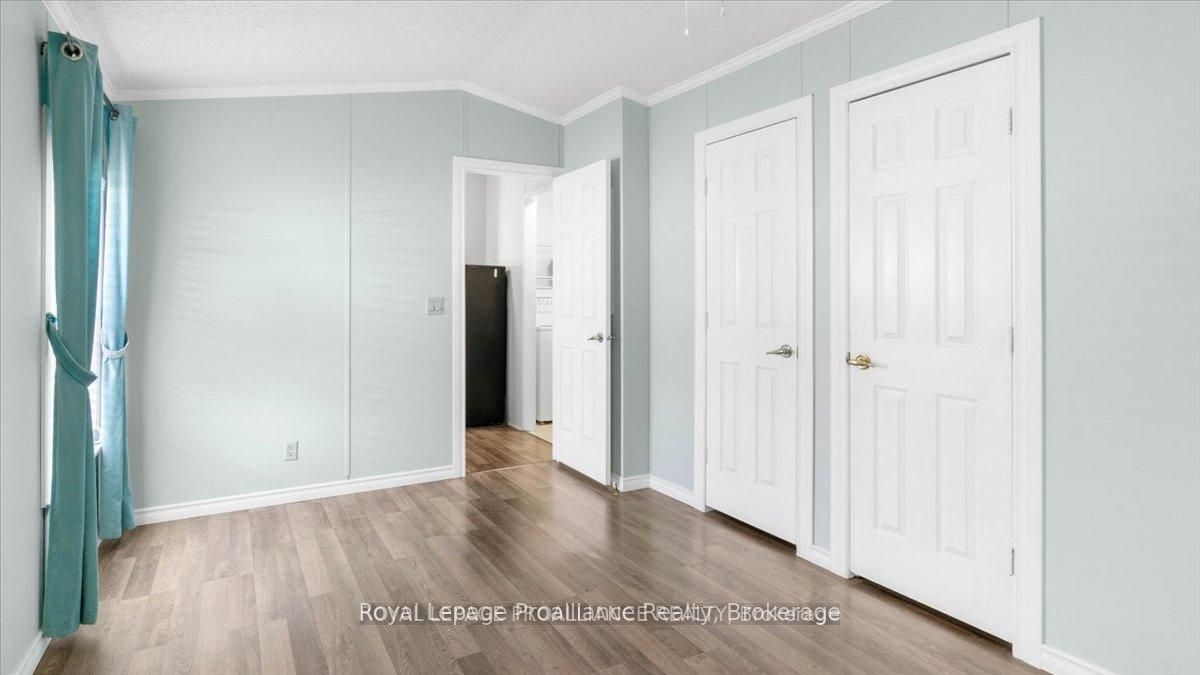 311 Dundas Street E 18 Property Photo 15