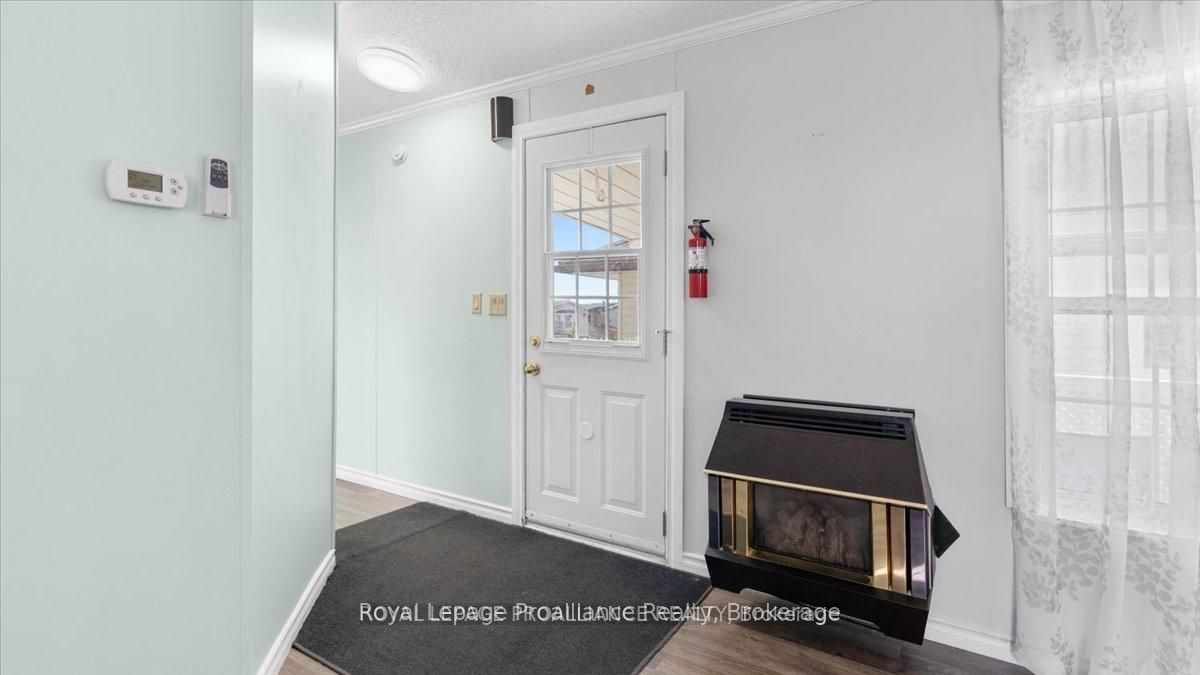 311 Dundas Street E 18 Property Photo 18