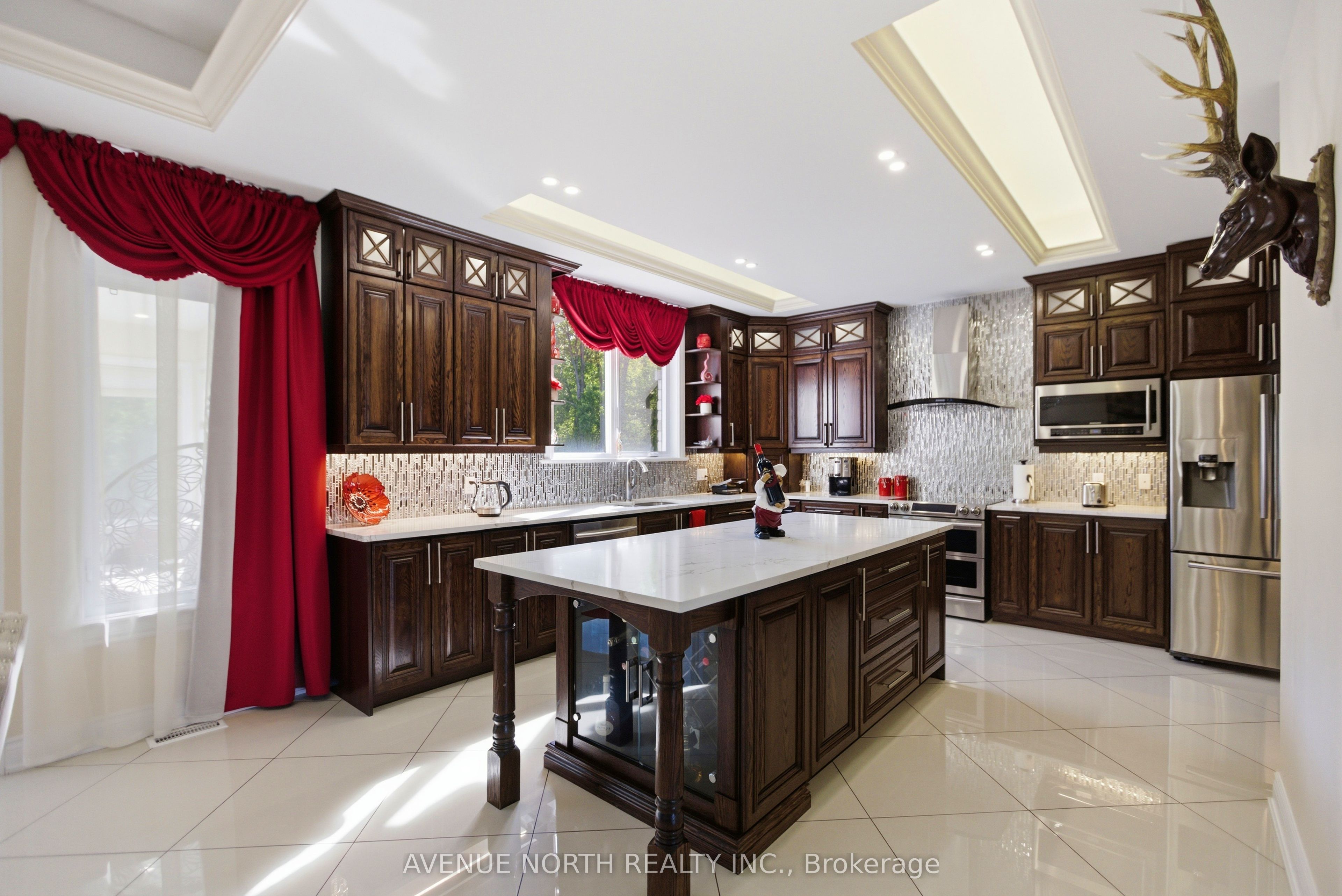 699 Ballycastle Crescent Property Photo 11