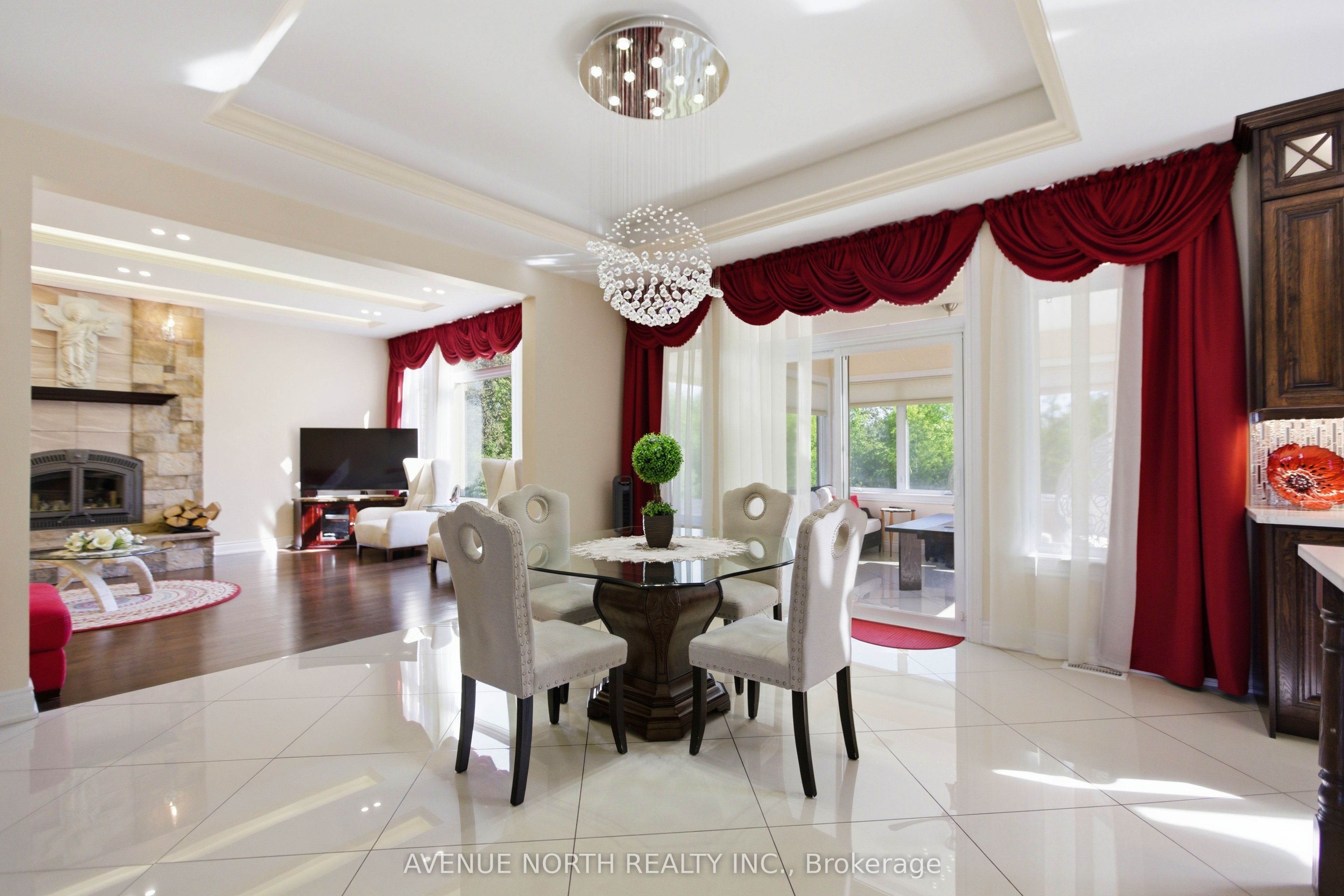 699 Ballycastle Crescent Property Photo 17