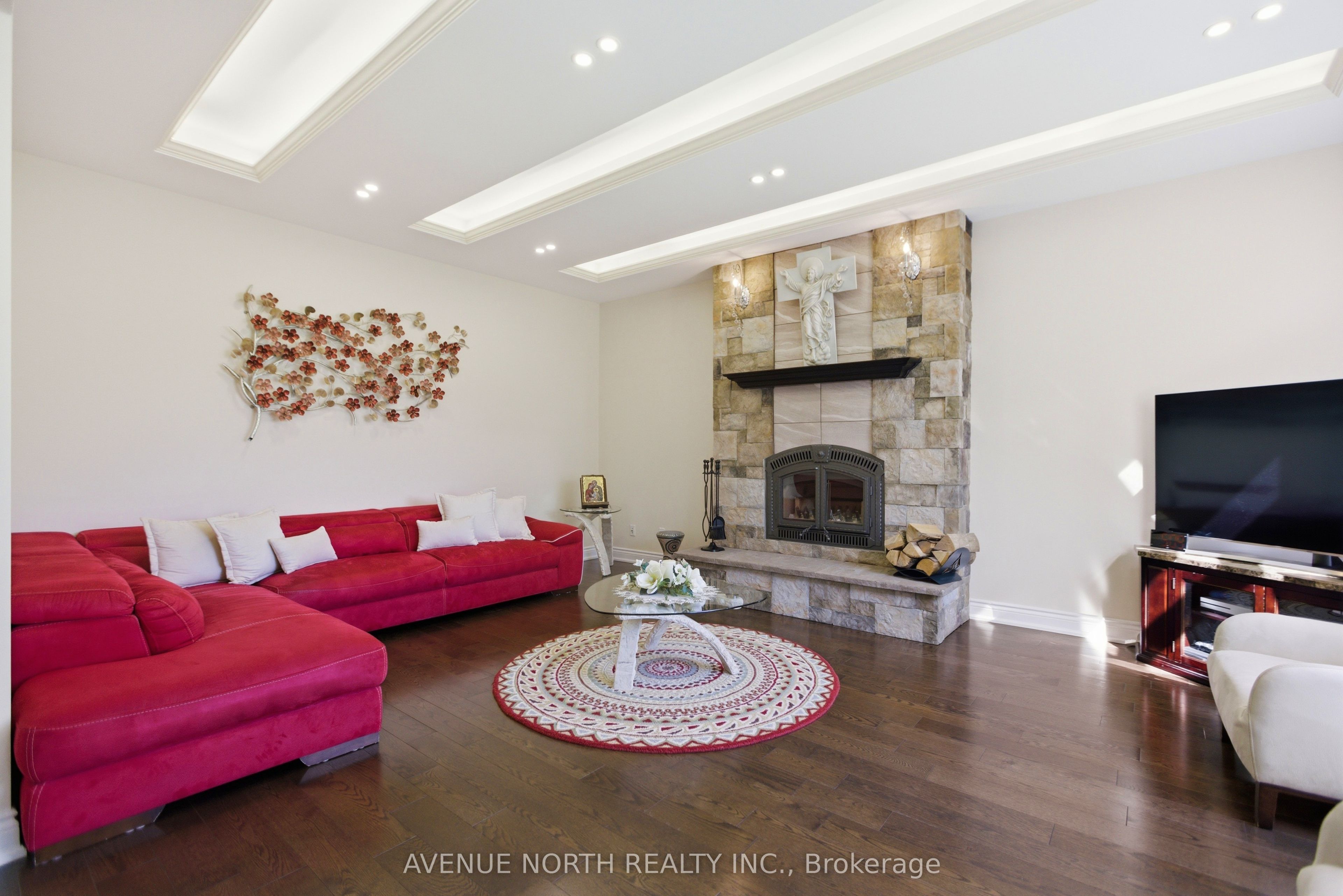 699 Ballycastle Crescent Property Photo 19