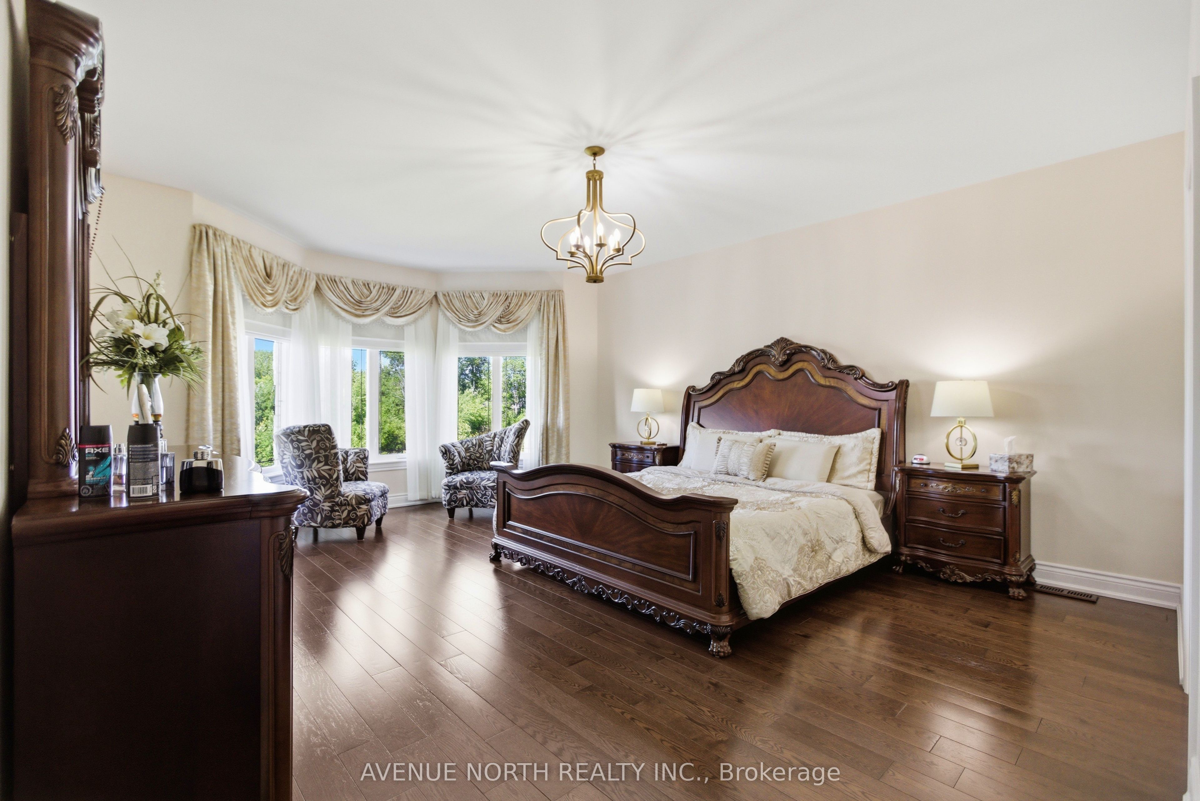 699 Ballycastle Crescent Property Photo 25
