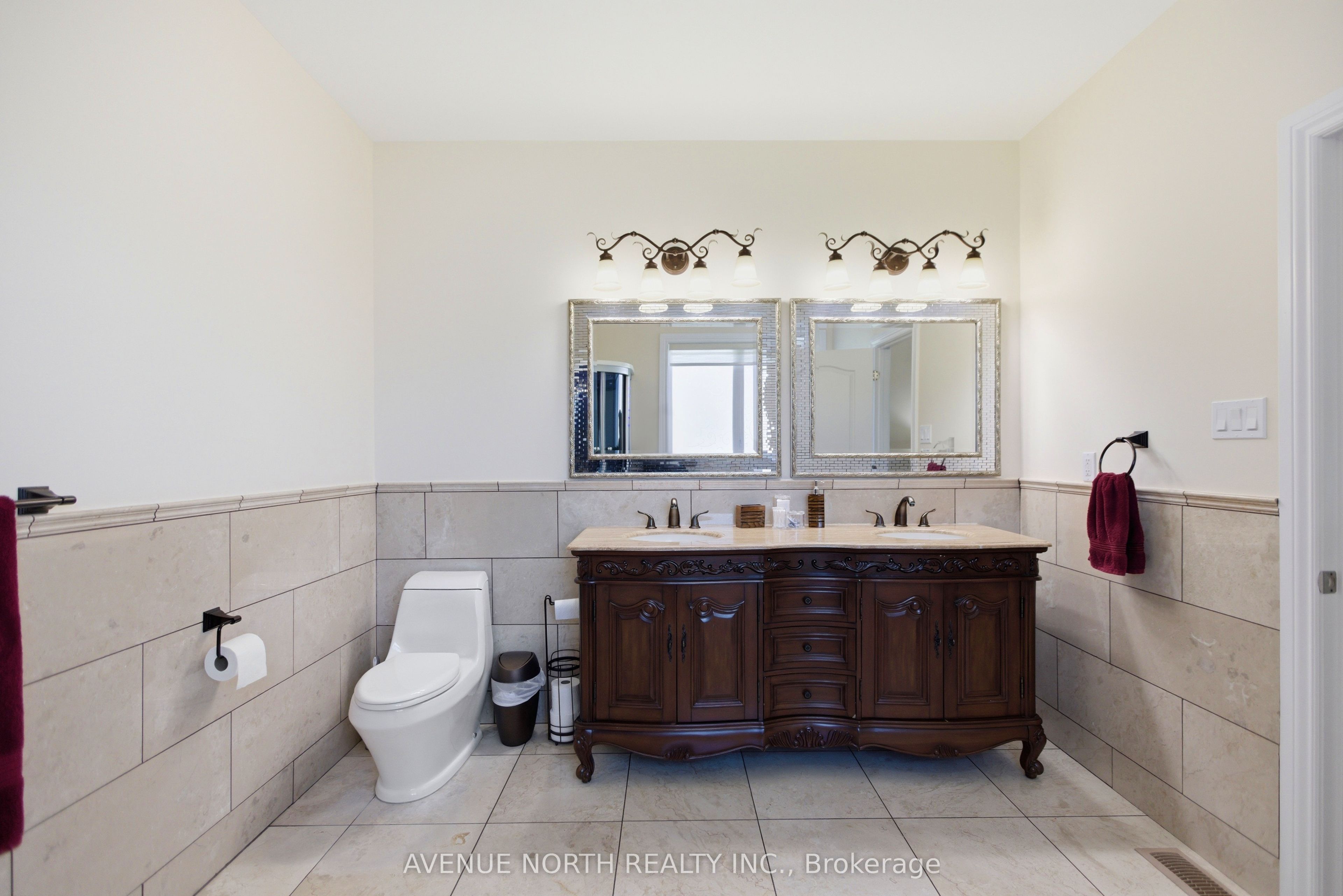 699 Ballycastle Crescent Property Photo 26